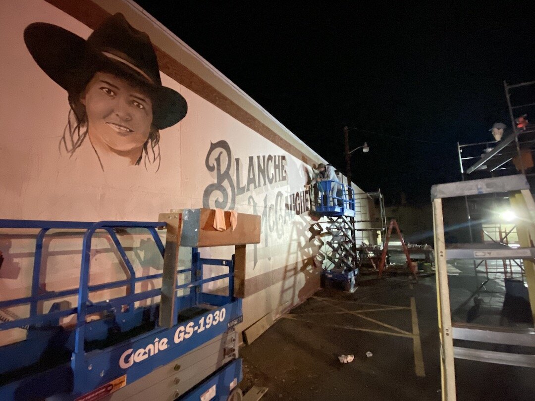 Walldogs' first mural going up at TD's Oregon Motor Motel