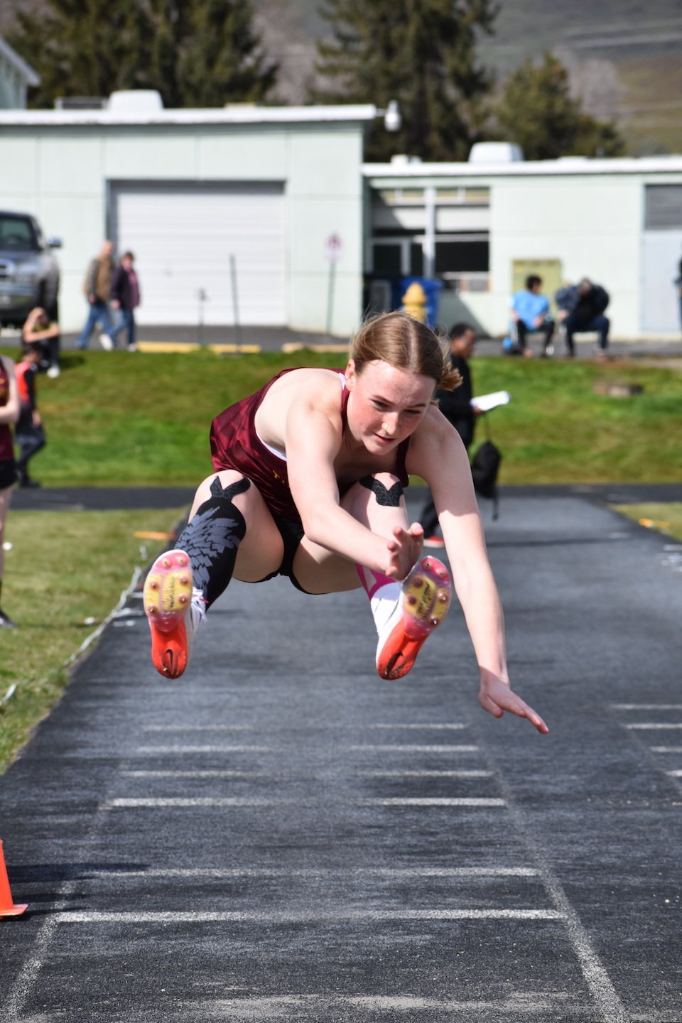 Track and field takes third place overall at Columbia East-West Challenge -  Daily Bruin