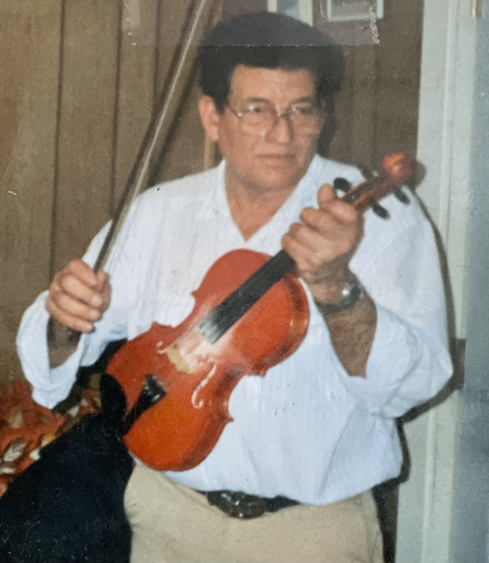 Benigno Lopez with violin