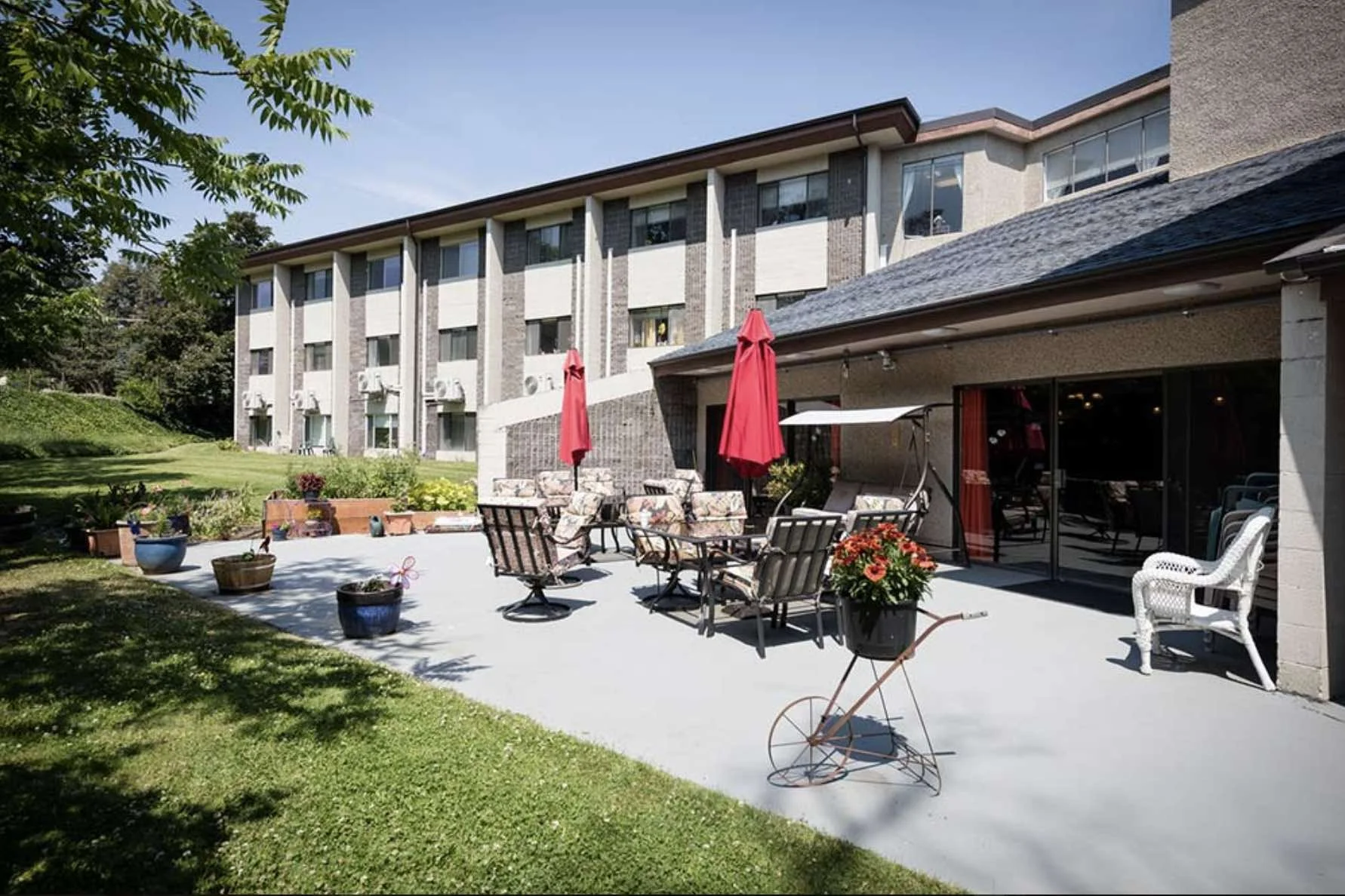 cherry heights patio.jpg