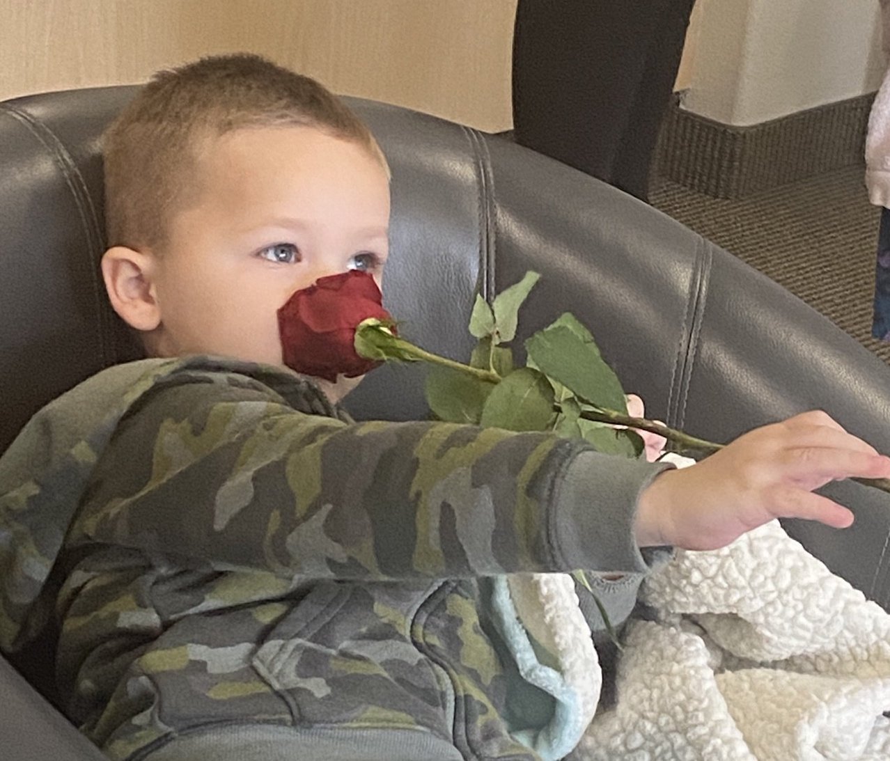 Water of Love flowin' at Bargeway for Valentine's; Gorge Giggin' Guide overfloweth