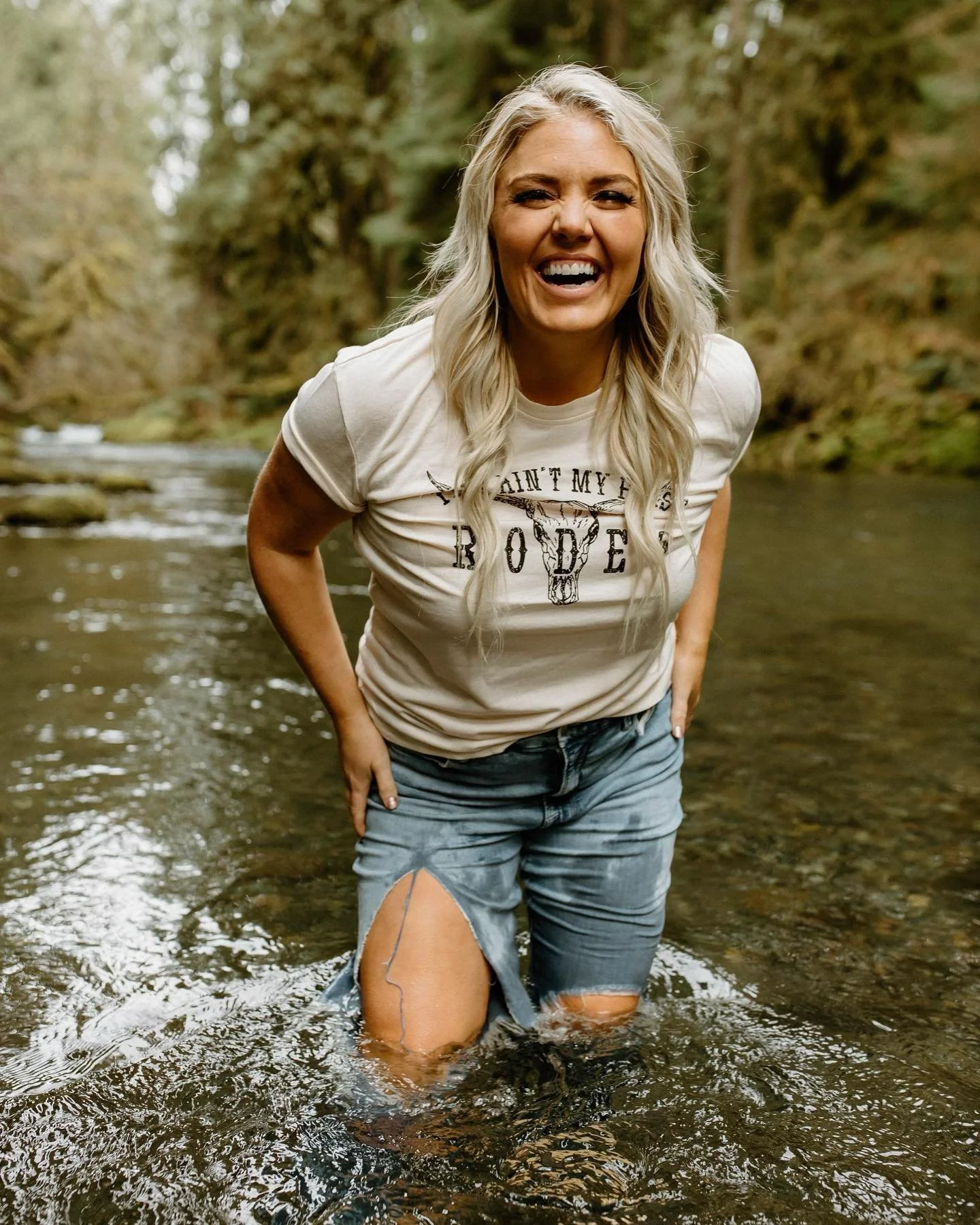 Leigh headlines Bargeway tonight; Pickers, Brews, Blues &amp; Jams announced 