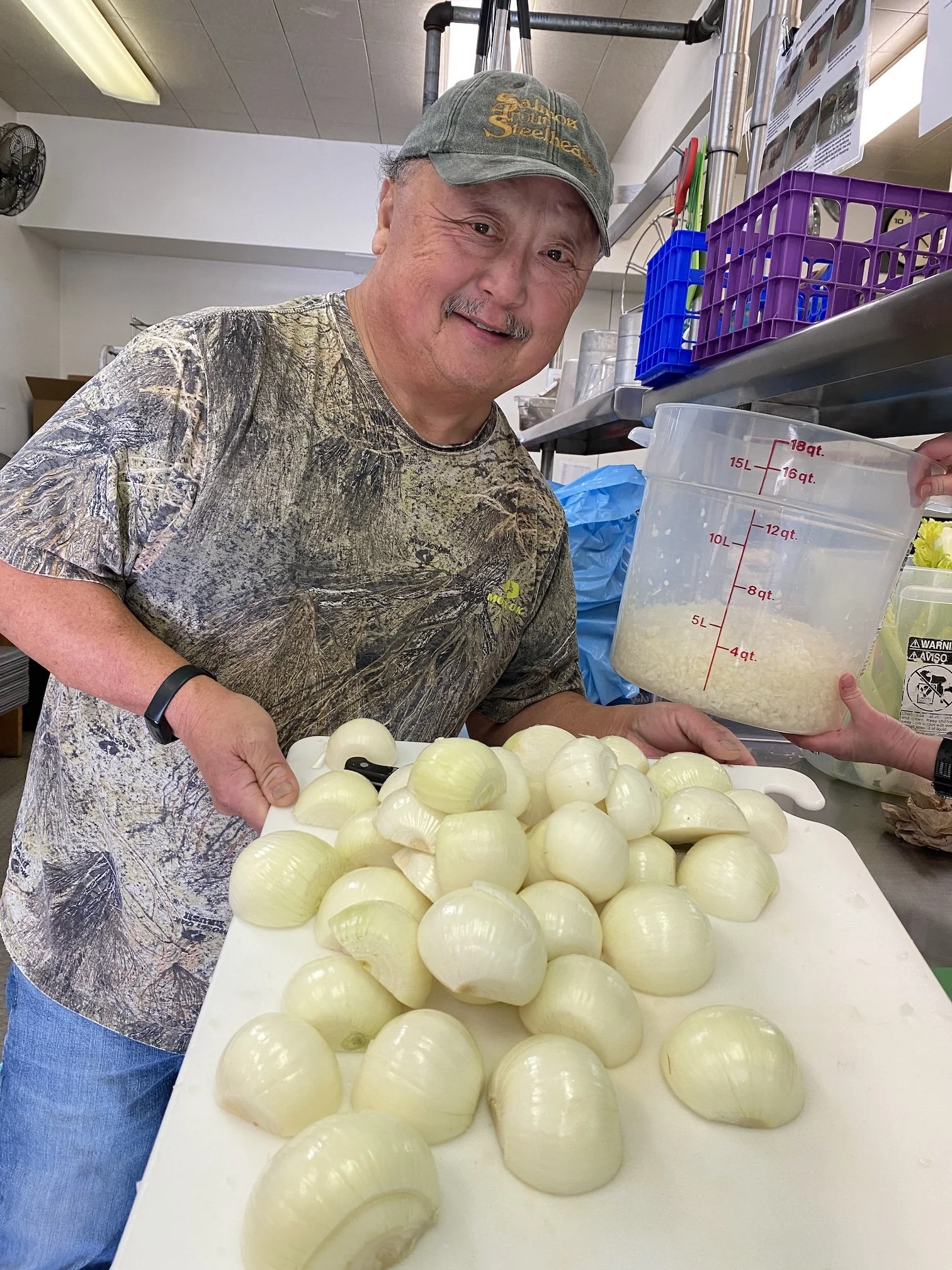 Waterline break at college complicates turkey time; volunteers dig in