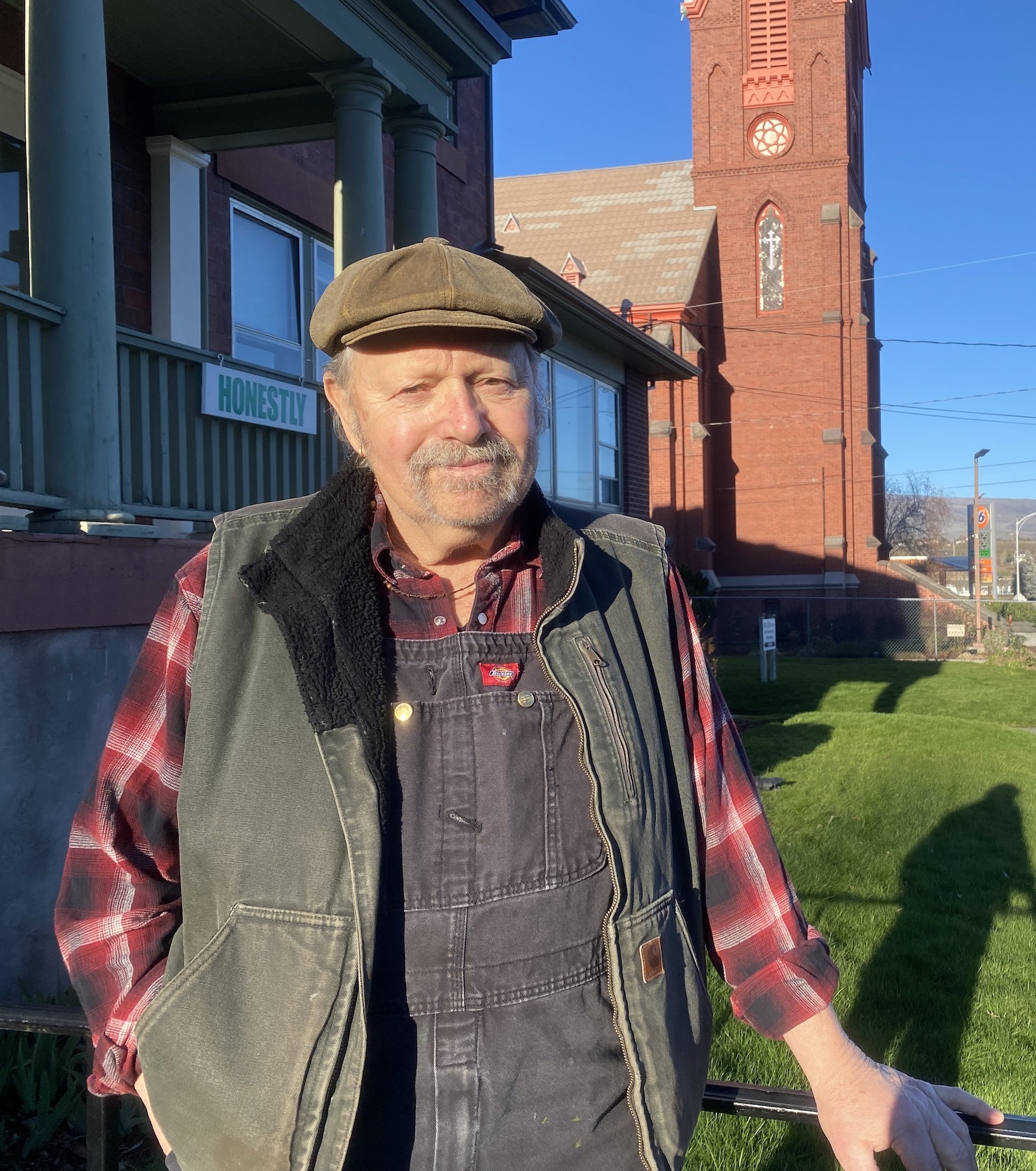 Gorge Artists display work at Cathedral Ridge in Hood River; meet them Jan. 15 