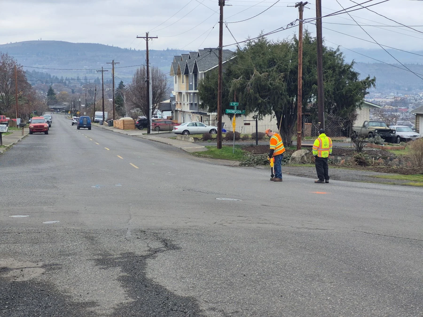 Sewer Service Renewal Project at E 10 th St. and Thompson St.