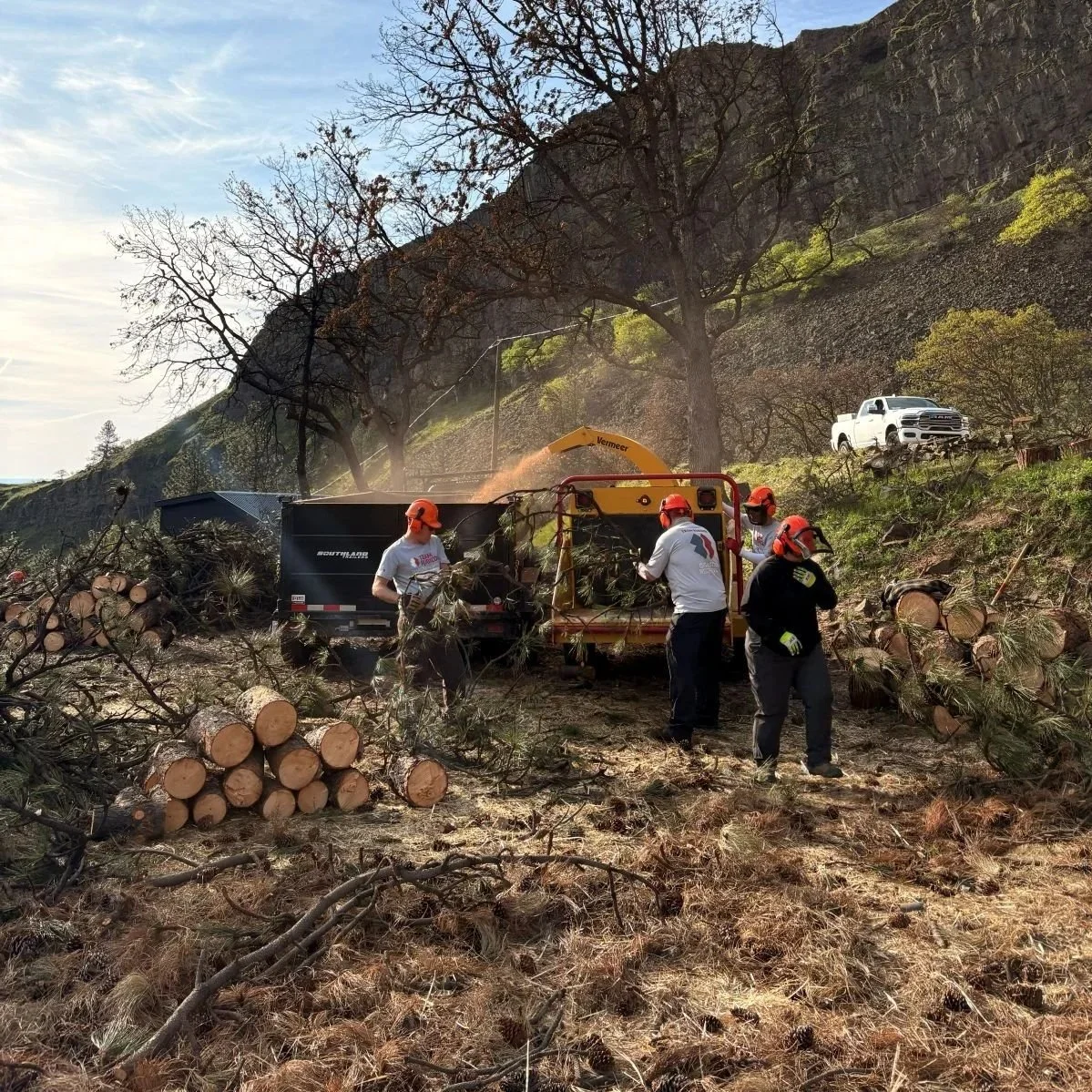 Unlocking First Steps Toward Rebuilding in Fire-Ravaged Rowena with Help from Veteran-led Disaster Response Volunteers