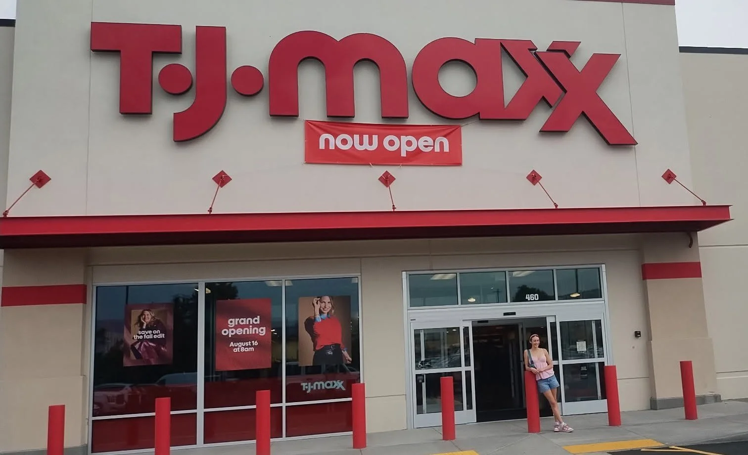 Mixing and Maxxing: Shopping reviews on new TJ Maxx