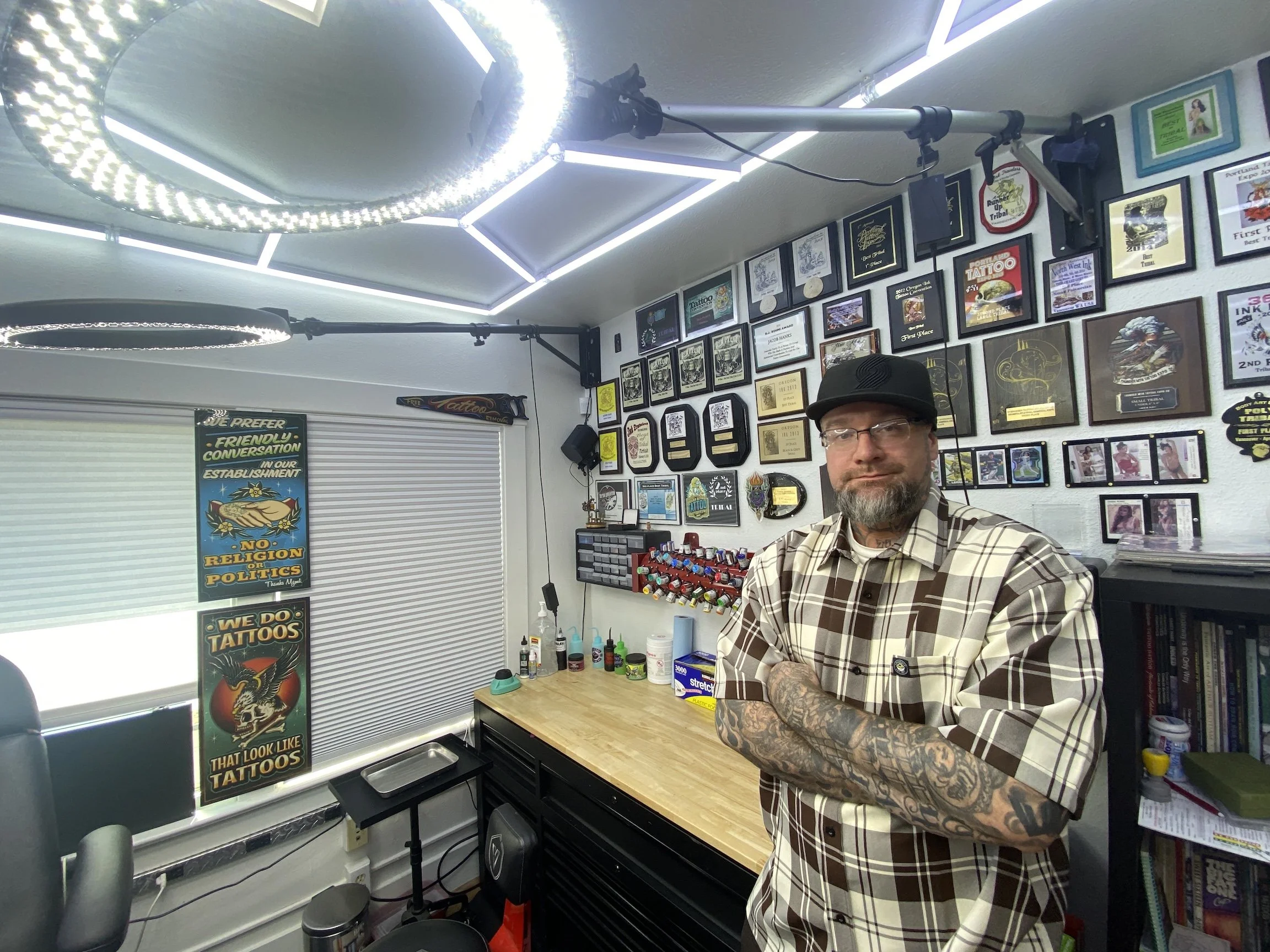 From Pirates to Warm Cookies: Jacob Hanks Brings a Lifetime of Tattooing to New Digs in The Dalles