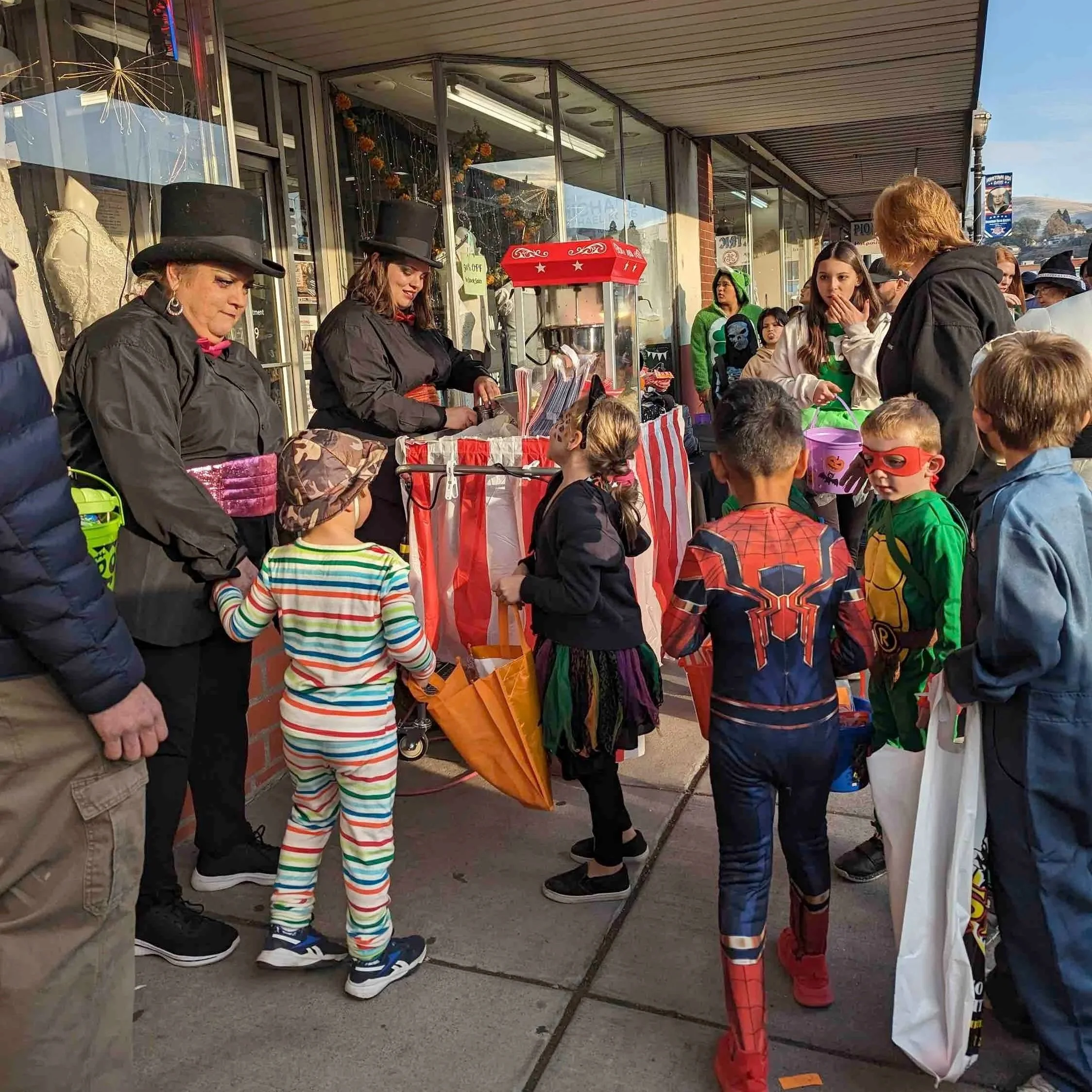 Halloween in the Gorge: Witches, haunted houses, trick-or-treating and family fun fill October calendar