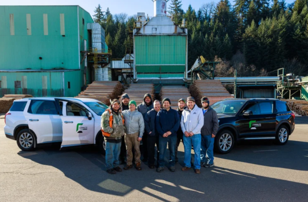 New Oregon Vanpool Program Aims to Cut Cost of Long Gorge Commutes