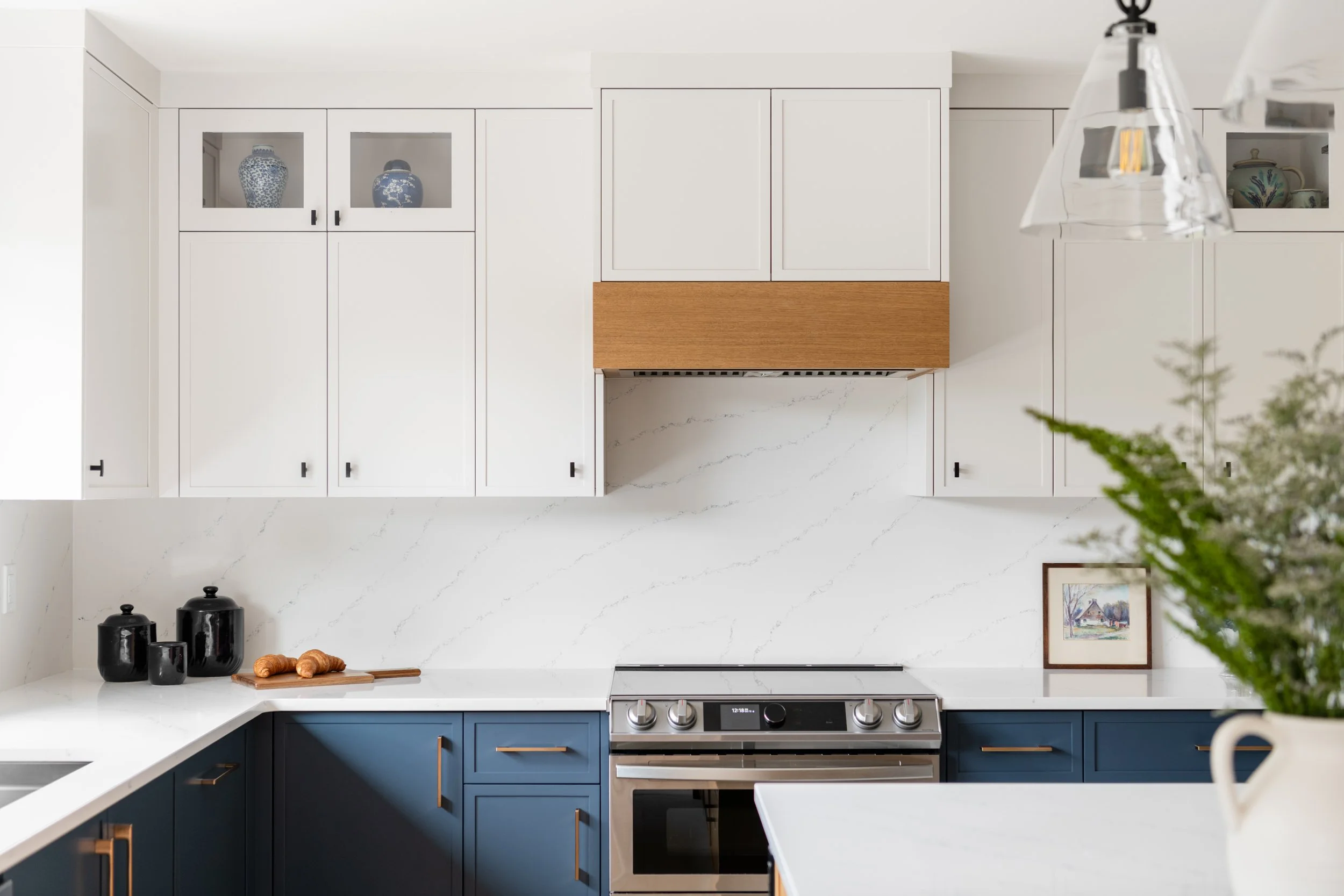 marble back-splash kitchen