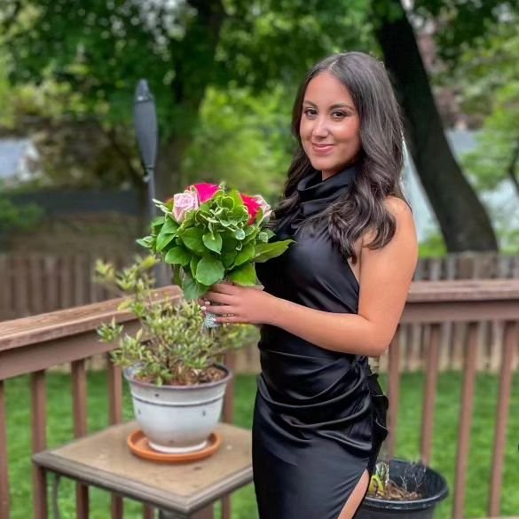We adore seeing the stunning looks our prom beauties wear after they're all glammed up. Thanks for sharing your photos with @aniwhite.beauty!
~
#aniwhitebeauty #aniwhite #promseason #prom2024 #eyebrowwhisperer #MakeupArtist