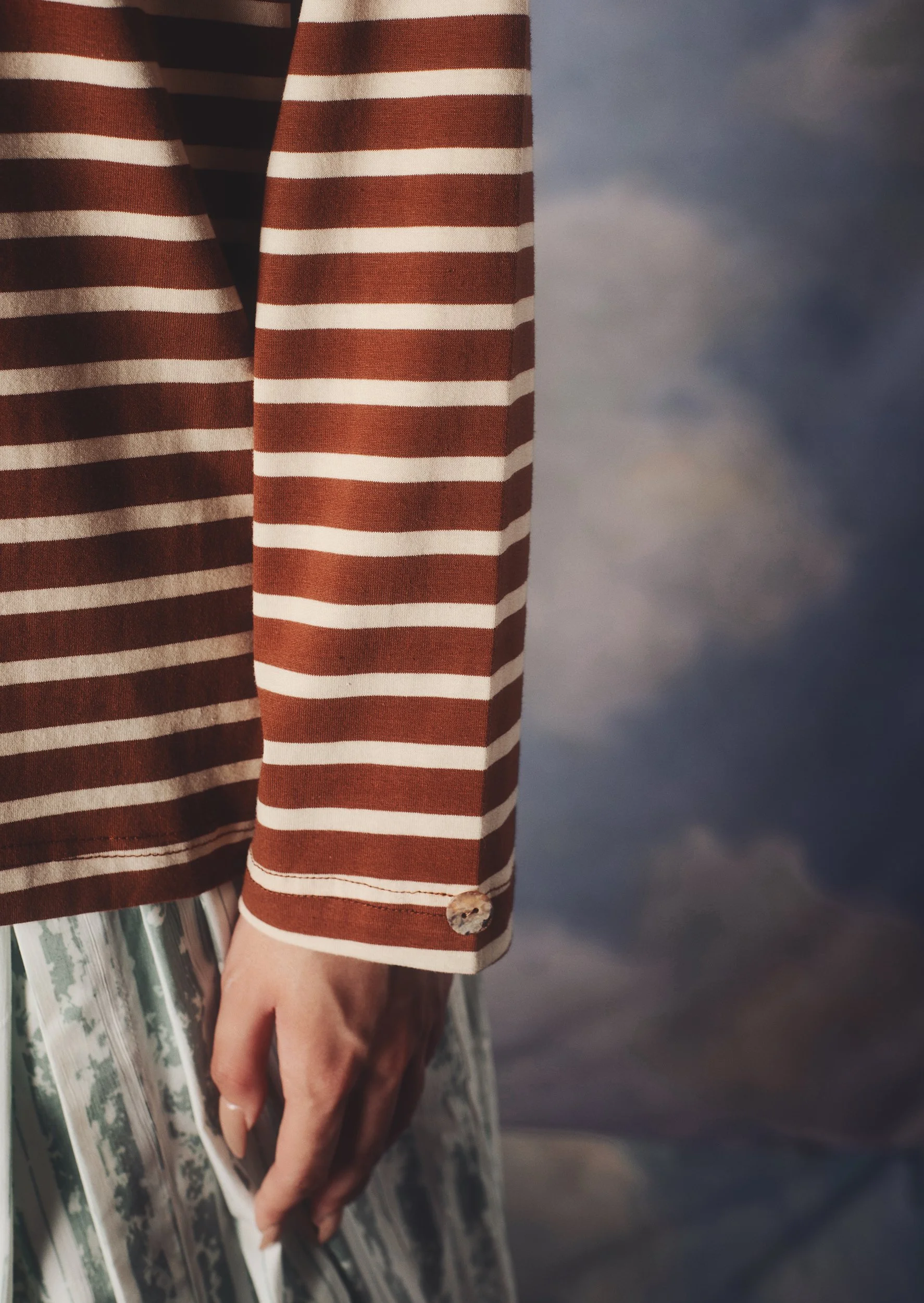 L21_WOM_9141 copy.jpeg