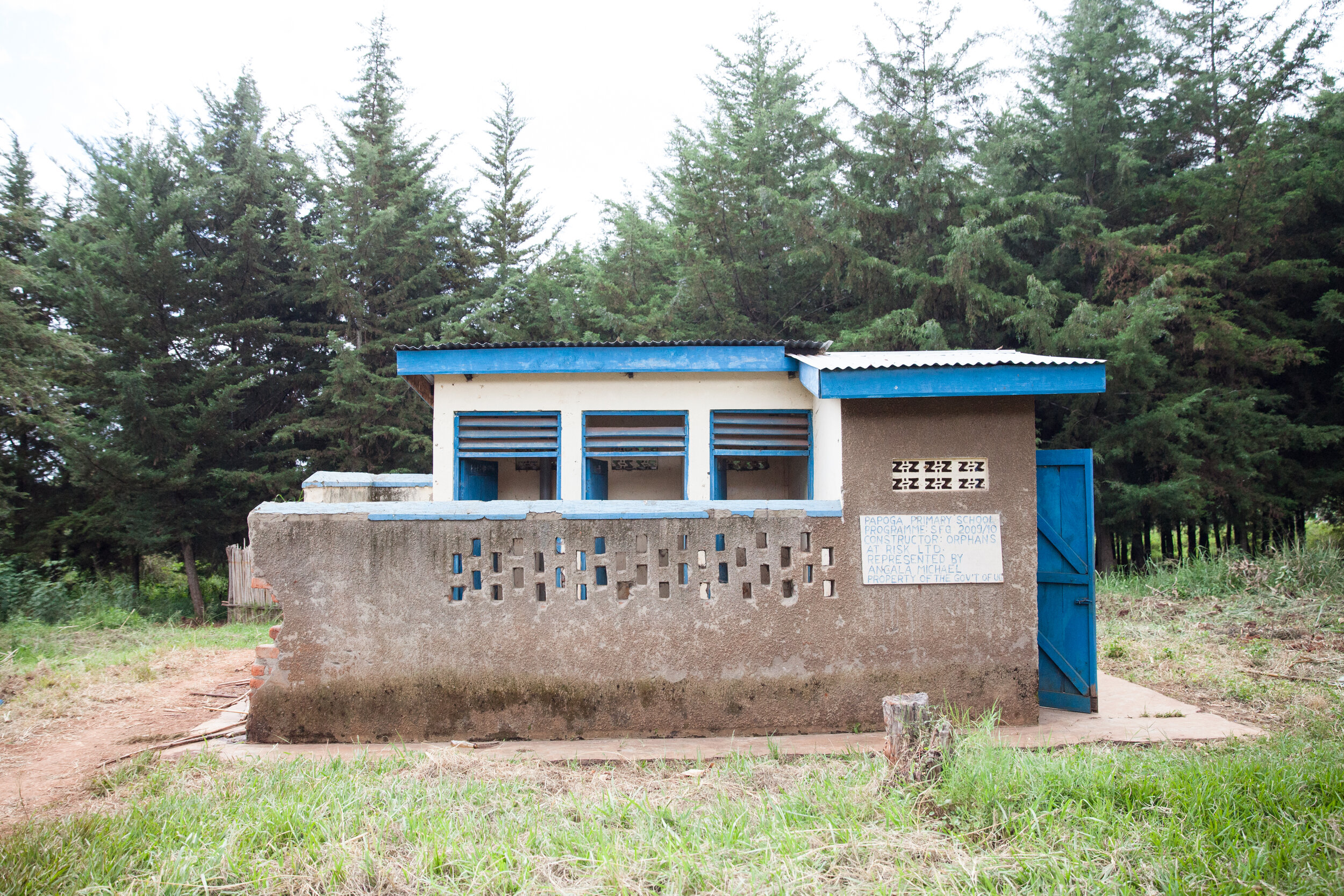 latrines-5.jpg