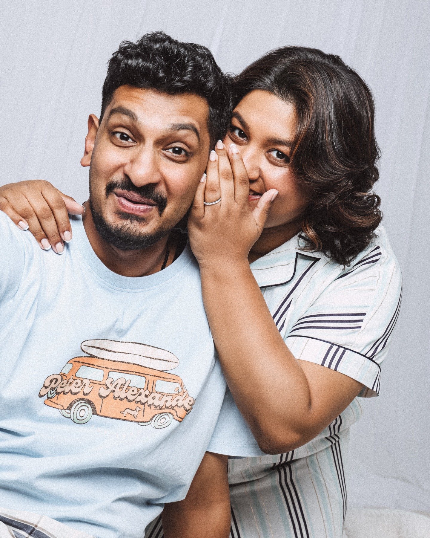 Capturing love, laughter, and those cozy little moments that mean everything. 📸❤️
Because the best kind of love is the one where you can just be yourselves&hellip; in your PJs, no less.

Celebrate the joy of being together, always. ✨

#CoupleGoals #