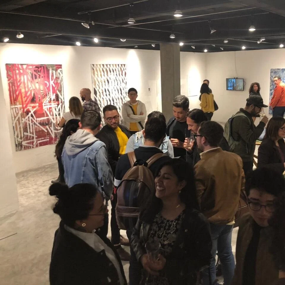Exposición de arte emergente en colaboración con Arting