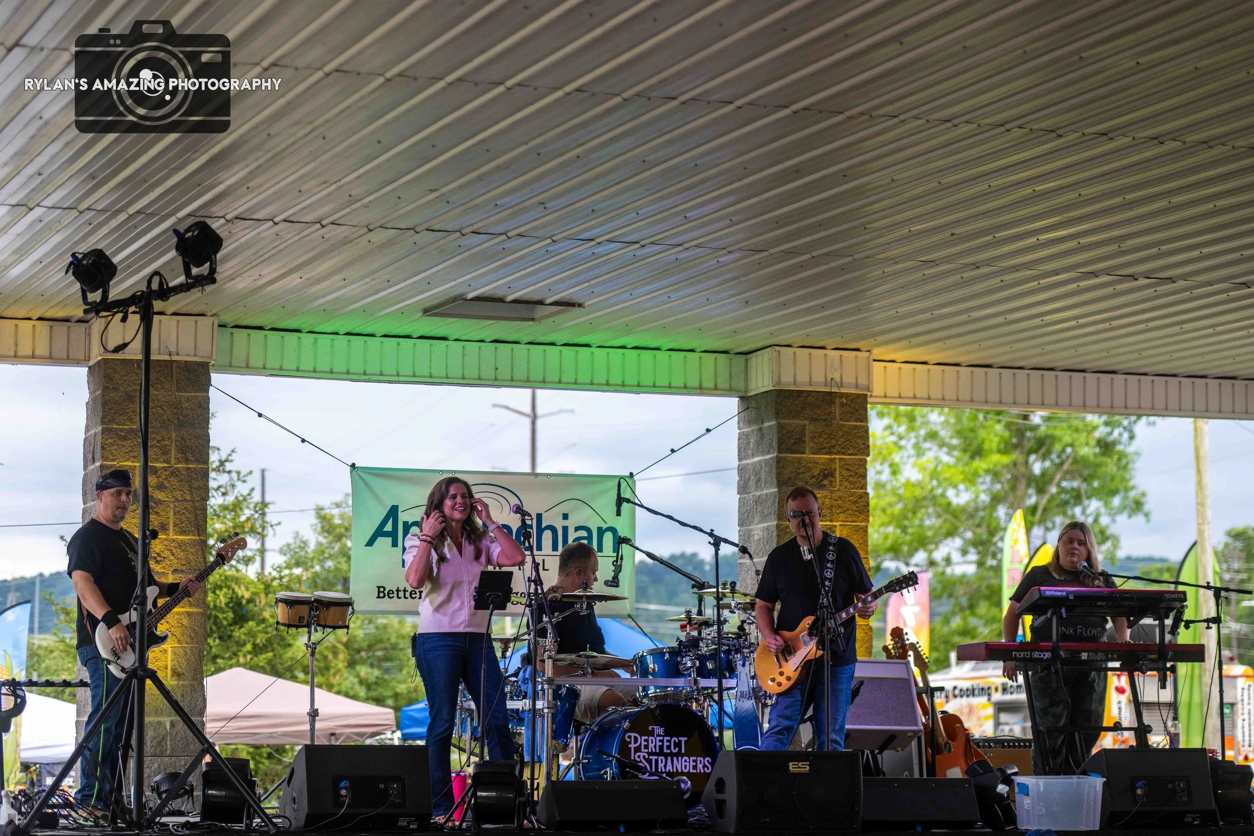 Day 2 Edit Session 2 Watermarked-475.jpg