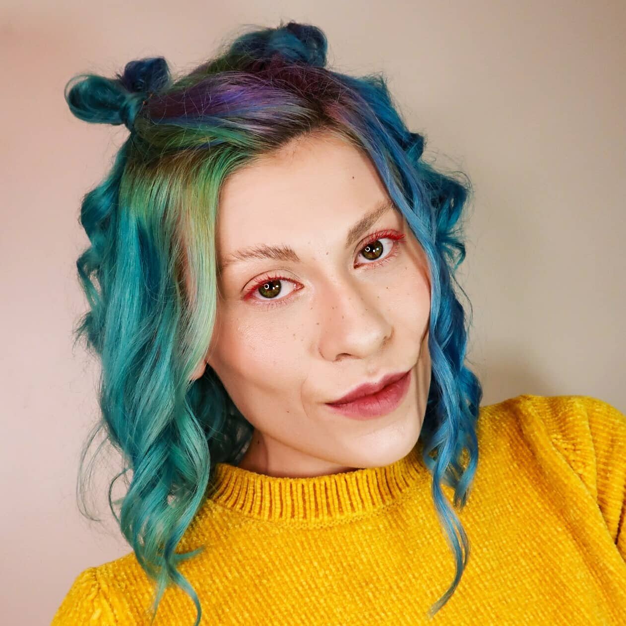 I've recently been trying to switch up the makeup brands I use, trying to support more businesses that have good, ethical values and practices. One thing I have learnt during my hours of research is that if the ethics and sustainability information f