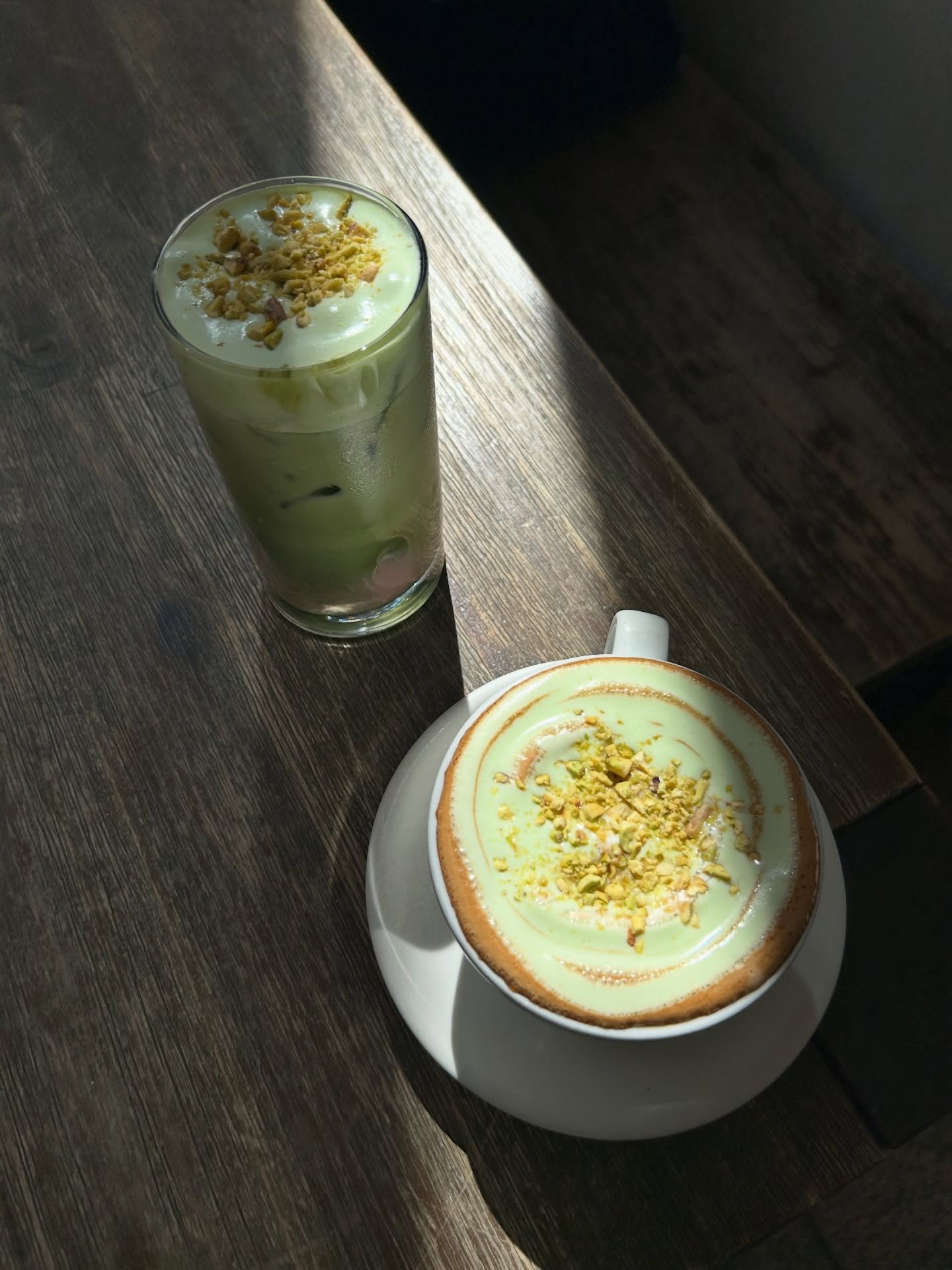 Now serving 💚
Pistachio Latte
Berry Matcha with pistachio cream

#pistachiolatte #matchalatte #nyccafe #matchalovers