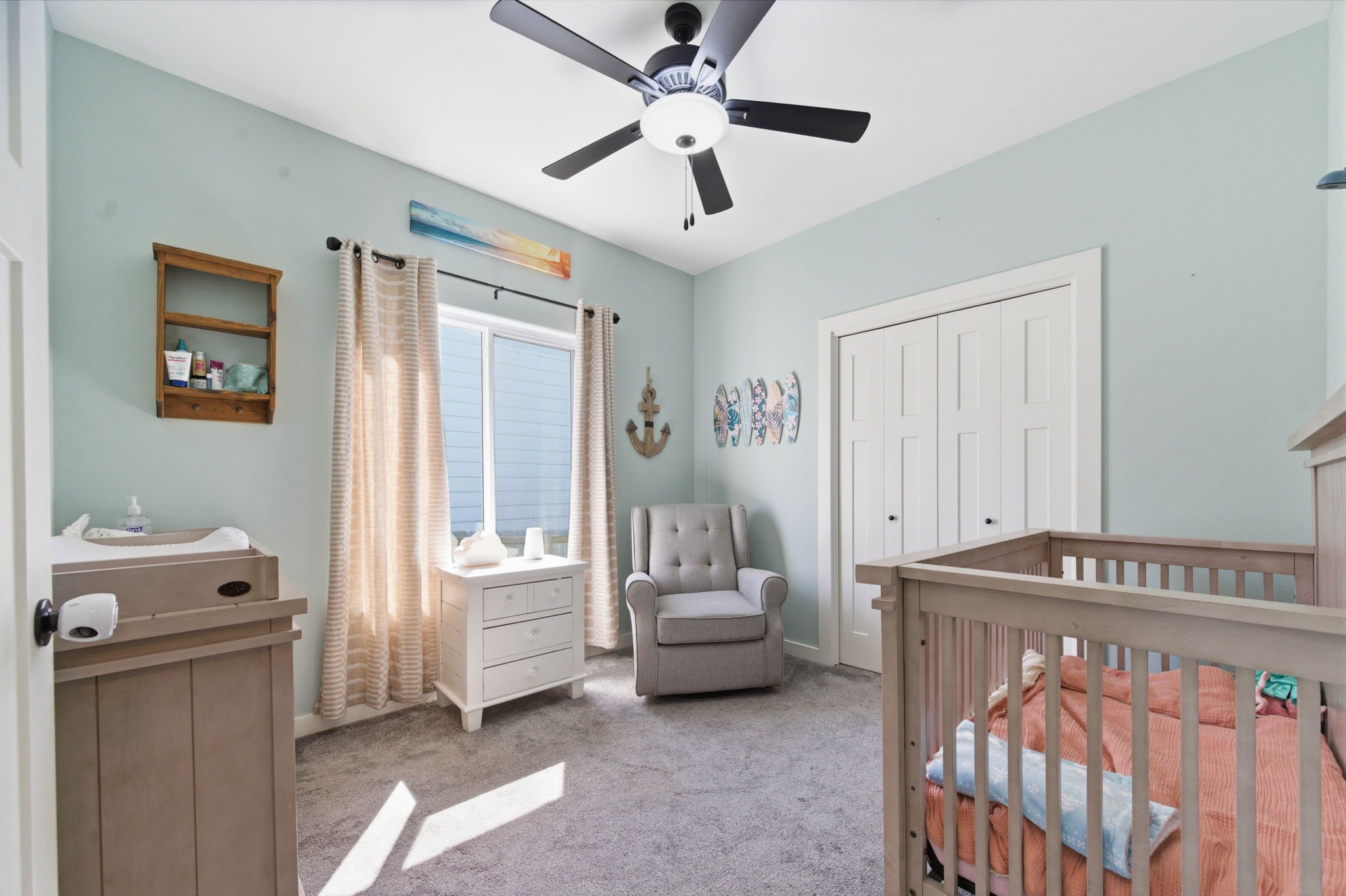 20-2501 E Thunder St-20.jpg