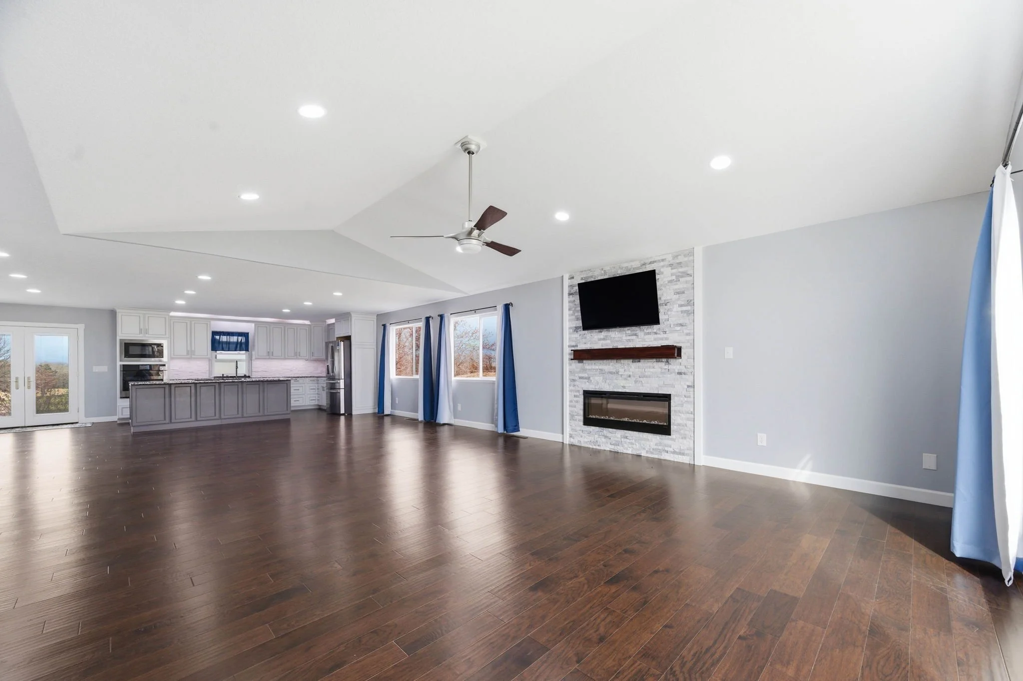 21-235 N Tyler Rd-21.jpg