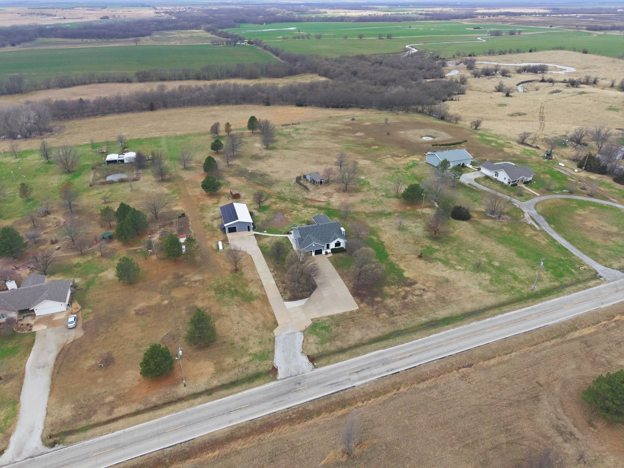 10-235 N Tyler Rd-10.jpg