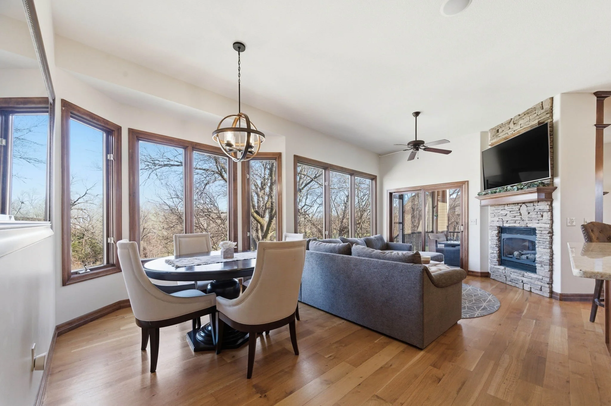 14-14506 W Sheriac Cir-14.jpg