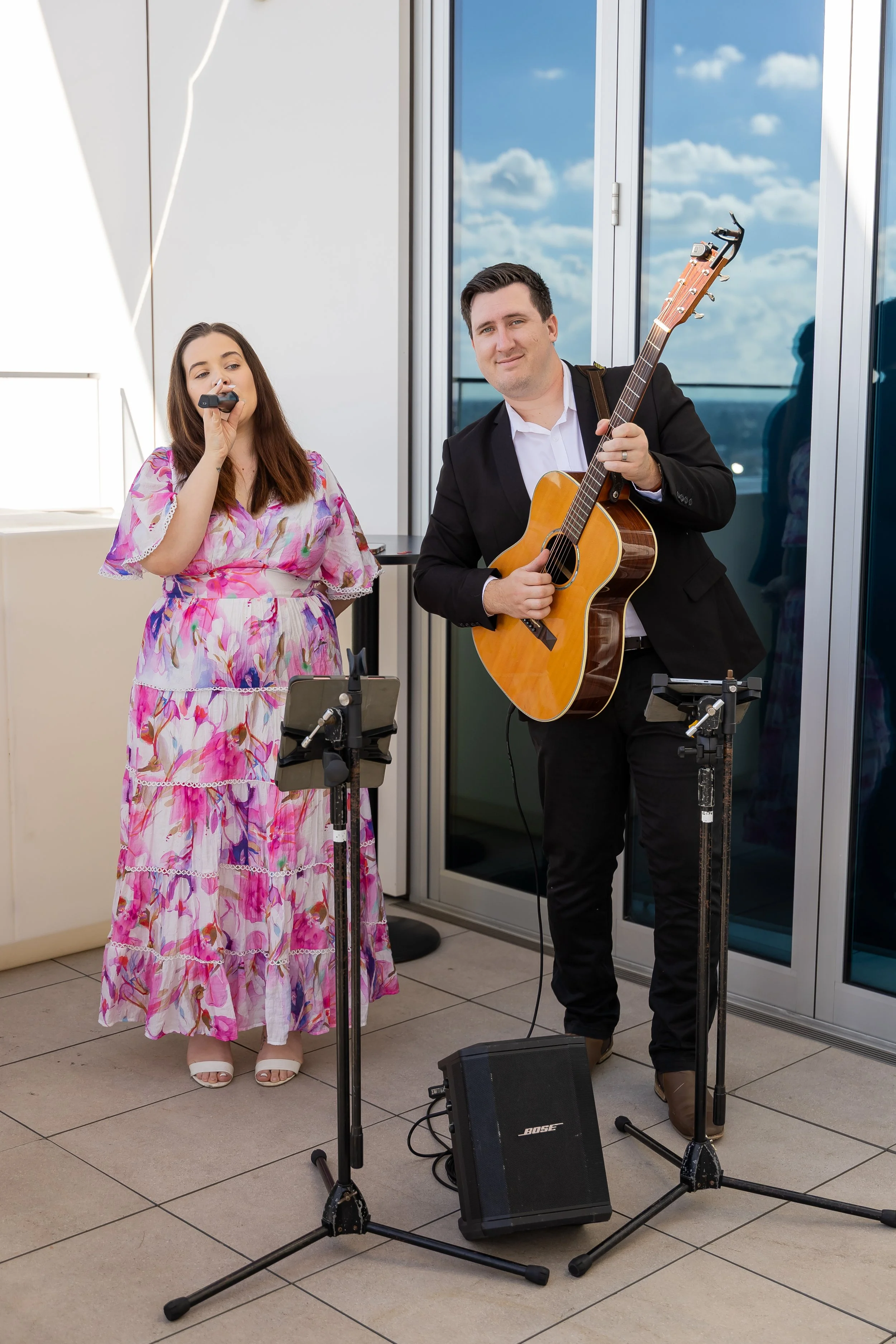 Southern Sky Events - Perth Wedding Singer & DJ/MC