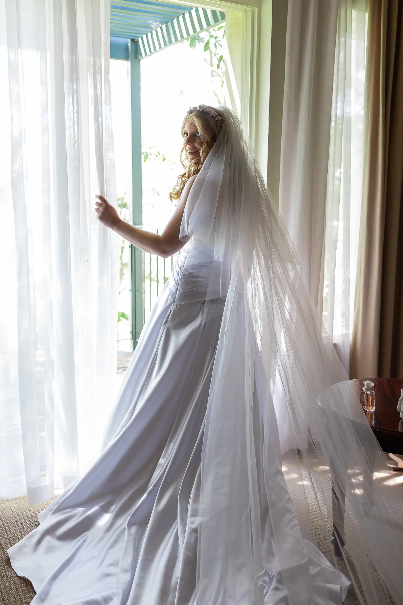 Lovetales — photo 4 of 18