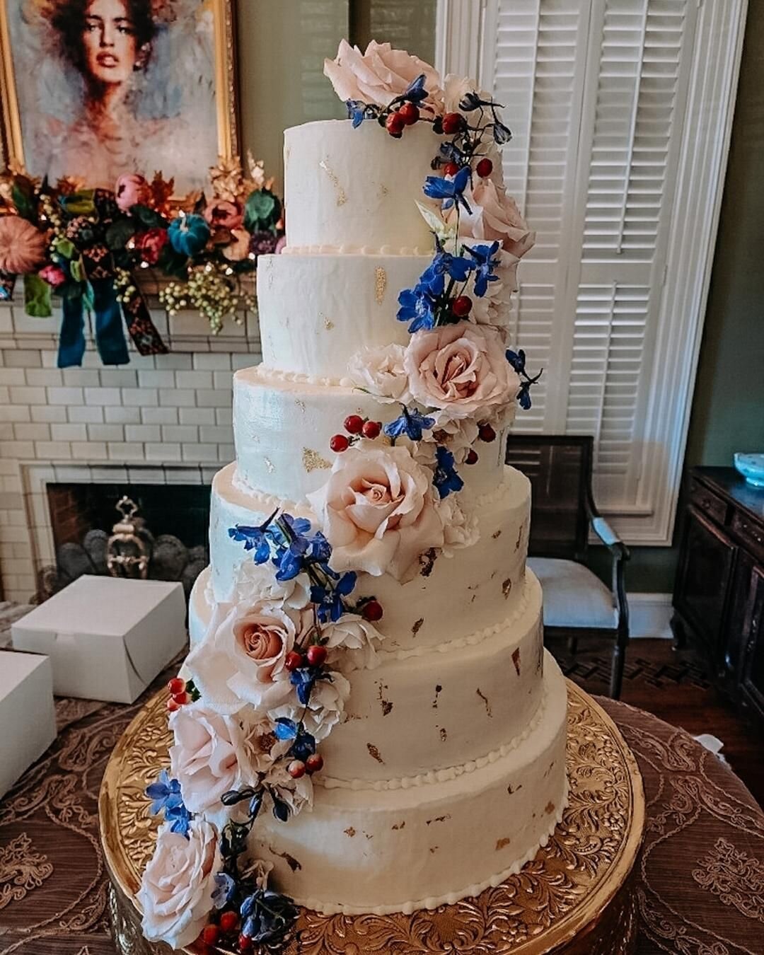 Dreaming of Cake! #cakesbycathyyoung #wedding #weddingcake #cake #cakedesign #cakedesigner #cakesofinstagram #sanantonioweddings #weddingsinsanantonio