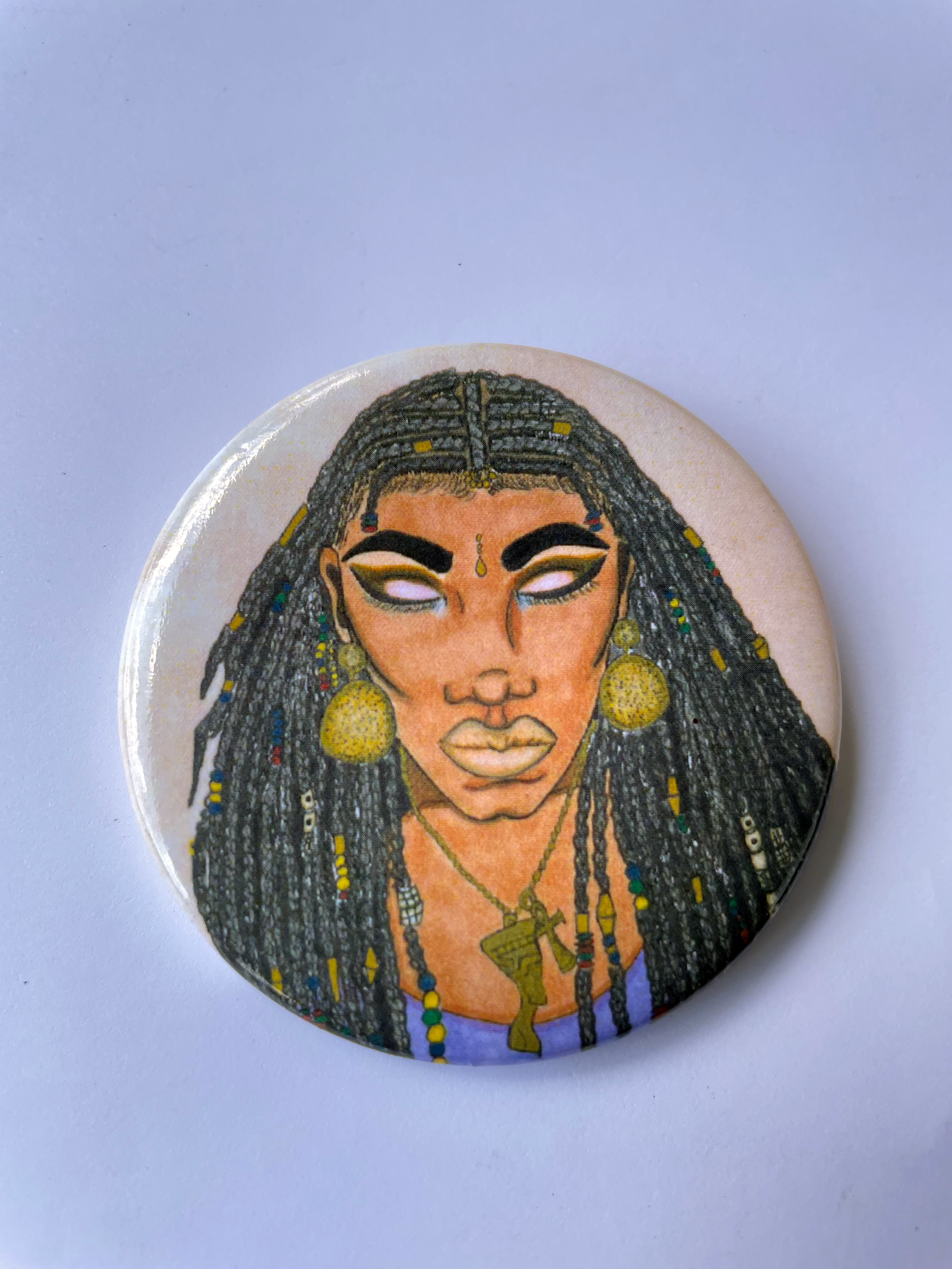 Aaliyah Button