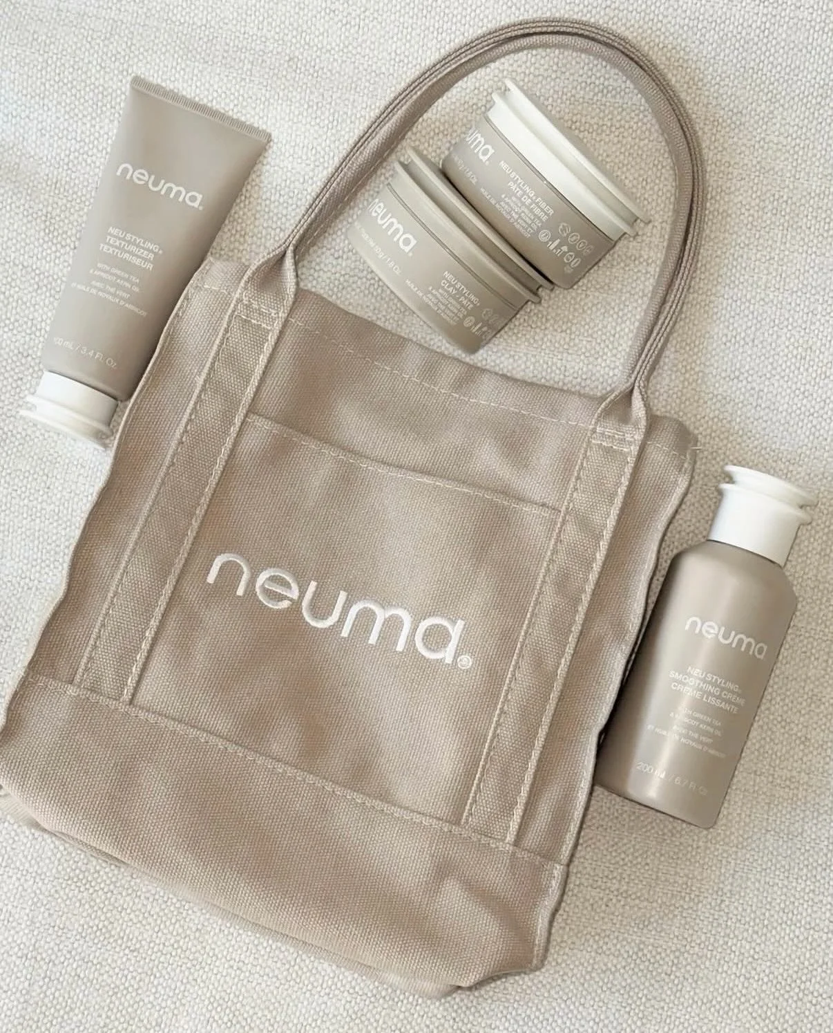 🌿 Neuma Haircare Giveaway! 🌿
As a thank you for Thanksgiving, we&rsquo;re celebrating healthy, beautiful hair with a special Neuma Haircare giveaway! ✨

Neuma&rsquo;s clean, sustainable formulas are designed to bring out your hair&rsquo;s natural s