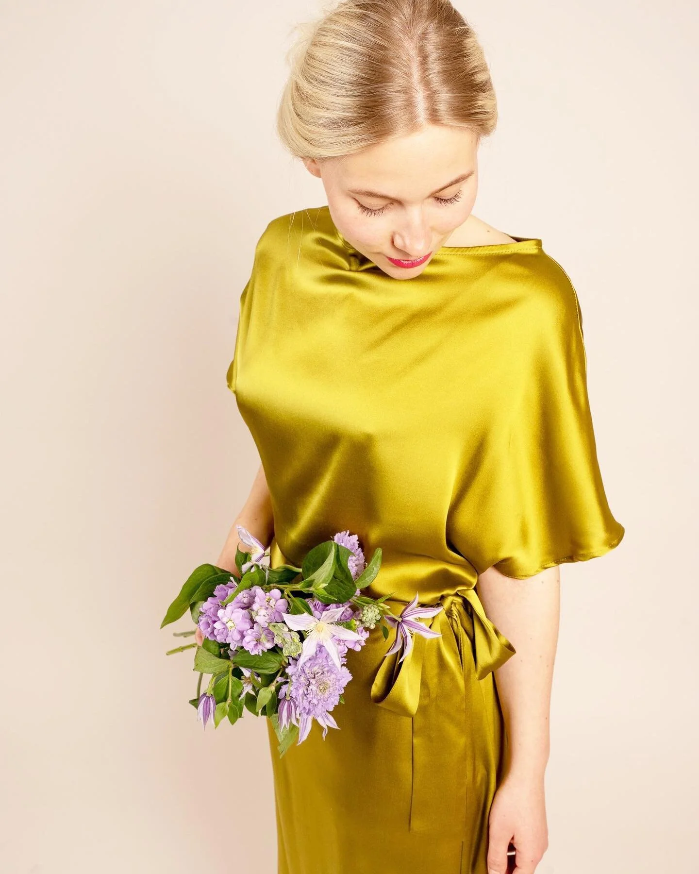 FL - DIE NEUE KOLLEKTION IST ONLINE

Es ist soweit - die neue FL-Kollektion ist online! Handgemacht in G&ouml;ttingen. Wie immer sind alle Styles in verschiedenen Farben erh&auml;ltlich und werden erst nach Bestellung extra f&uuml;r euch gefertigt!

