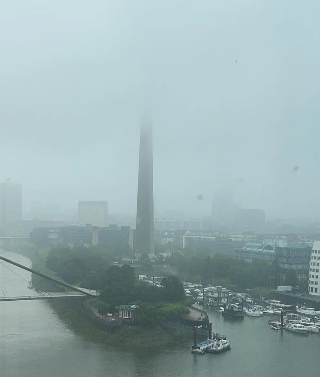 So ein Mist, der Rheinturm ist weg!