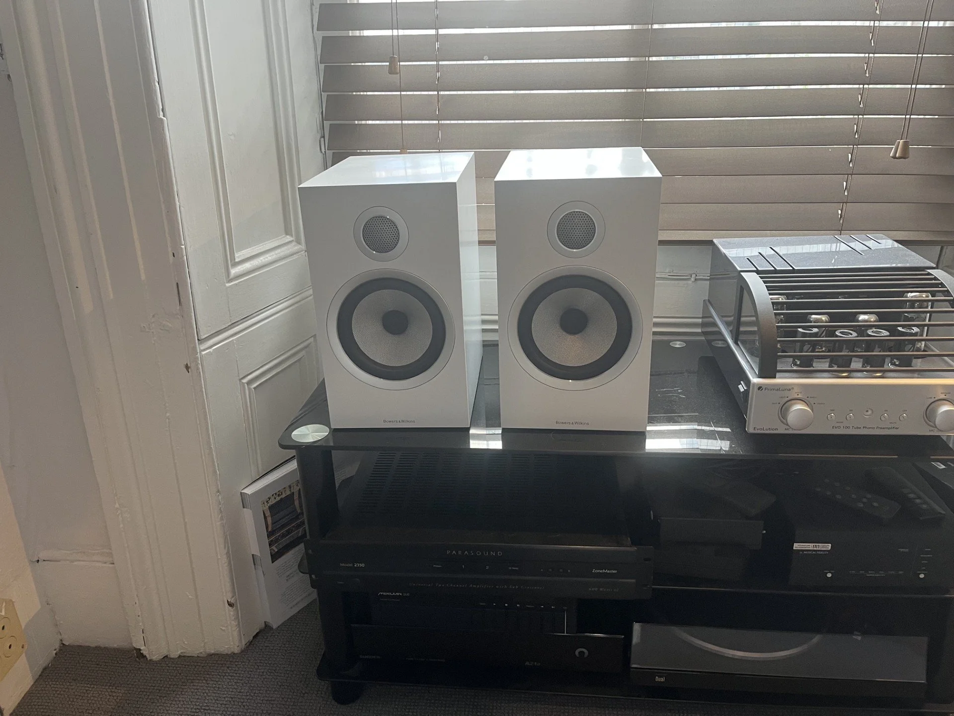 B&W706S2