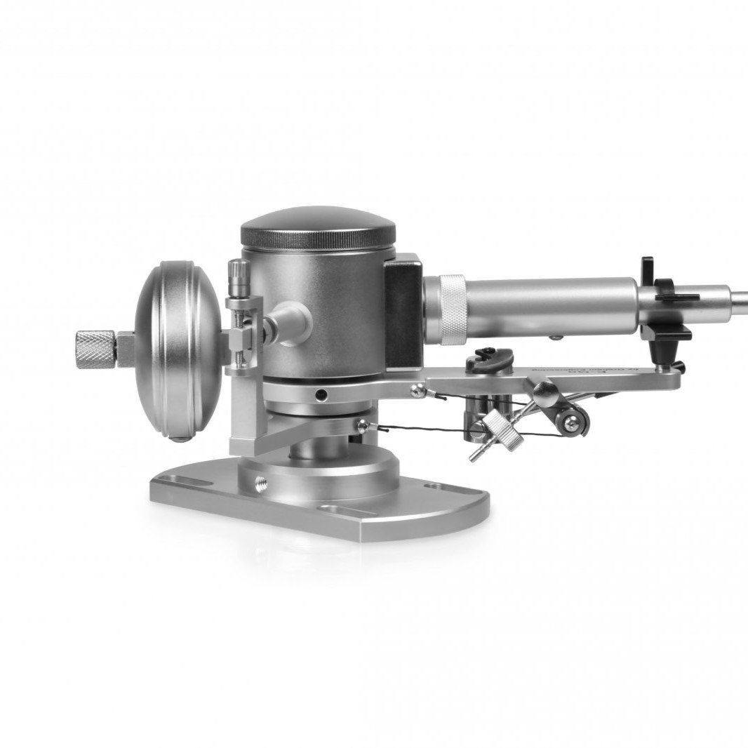 eat-e-go-tonearm2.jpg