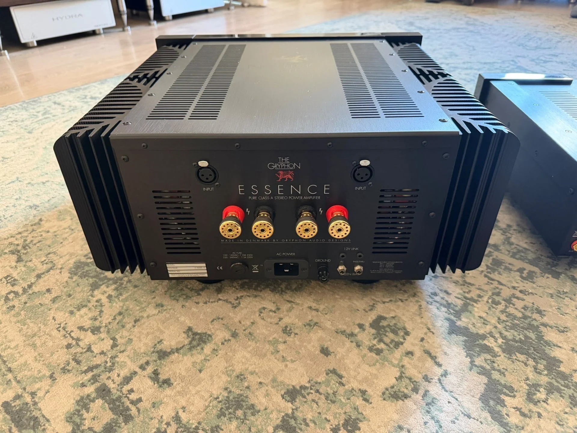 Gryphon-1.jpg