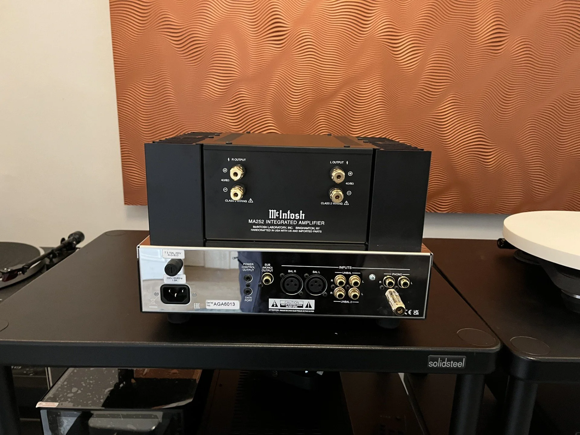 McIntosh252-3.jpg