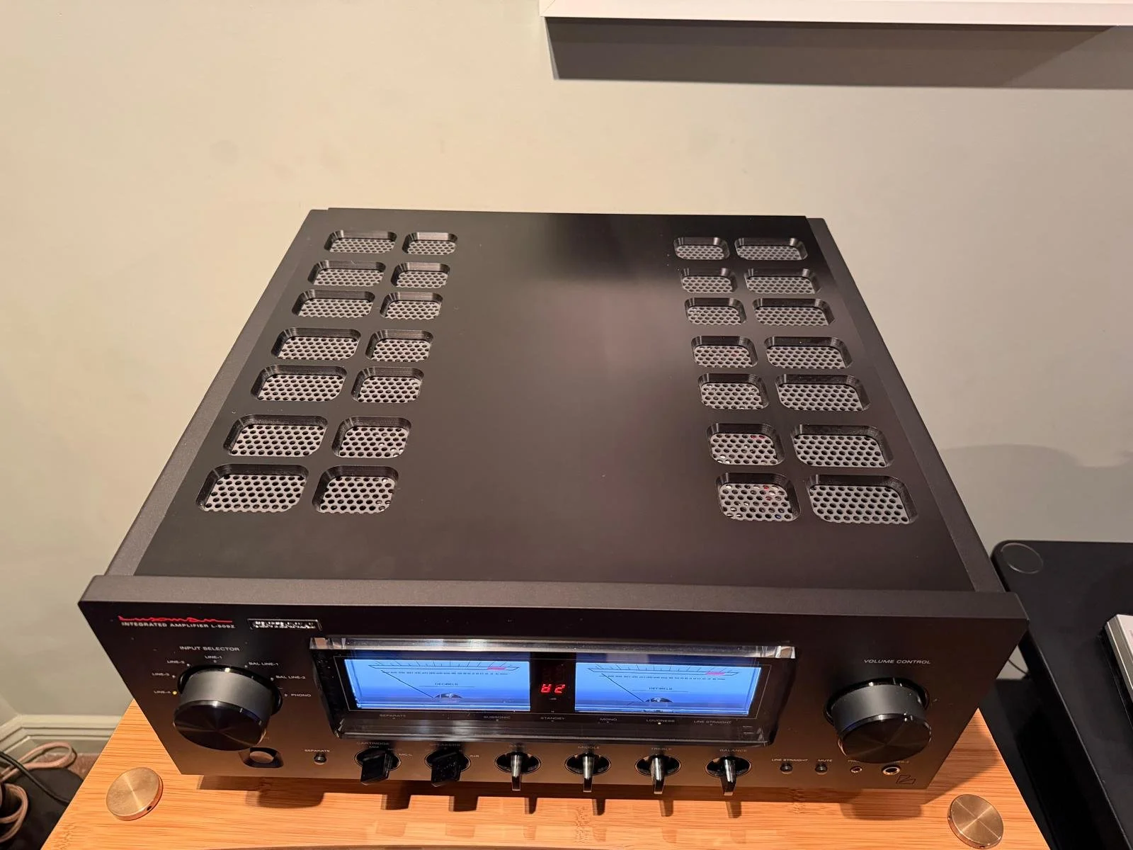 Luxman-3.jpg