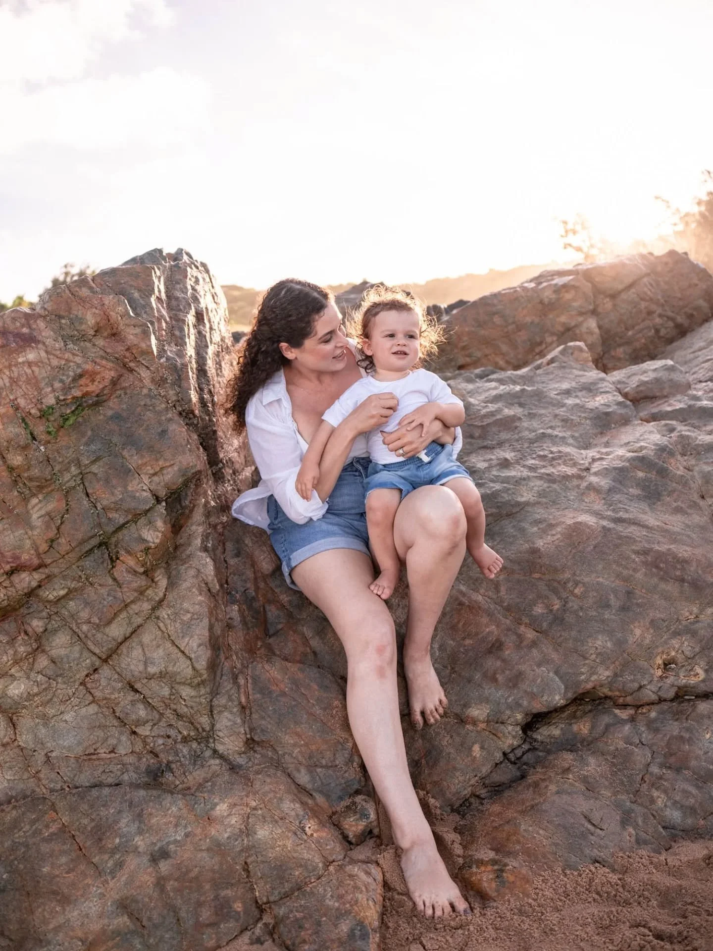 Some faves from last year's minis sessions ❤️
Book you spot today, November 16th from 3.30pm
#eyeswideimaging #agneswaterphotographer #agneswaterfamilyphotographer #cqphotographer #visitagnes1770🌿✨📷