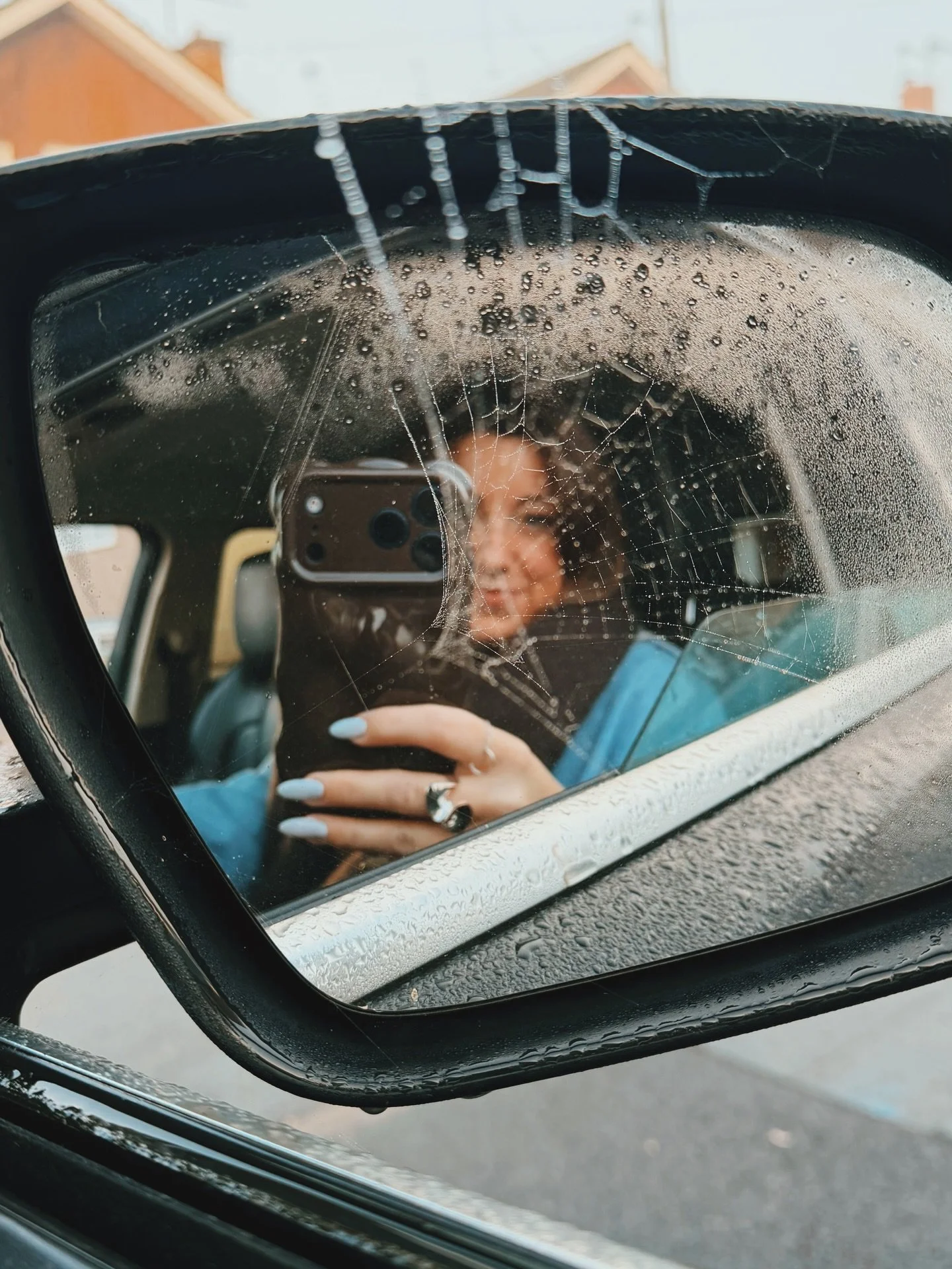 Defrosting my windscreen / my December to-do list 🤶🏼

🪩 Enjoy multiple Christmas parties (freelance perk or over-commitment?)

✨ Add bells, lights, festive sparkle and every quirky trending version of Fairytale of New York to every piece of conten