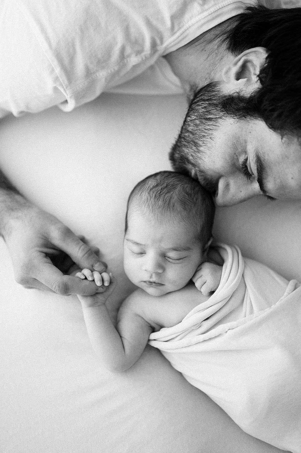 Fotografia neonato dolce papà