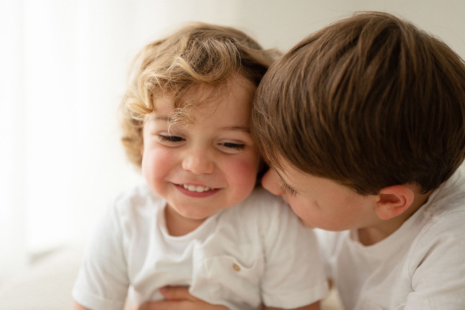 Fotografia famiglia riccioli biondi