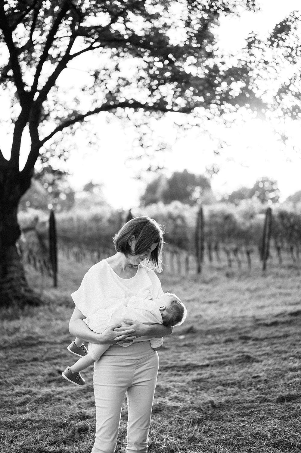Fotografia famiglia mamma che allatta