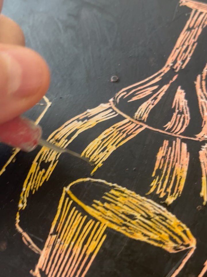 Trying out a different scratching technique!! I&rsquo;m completely hooked!!