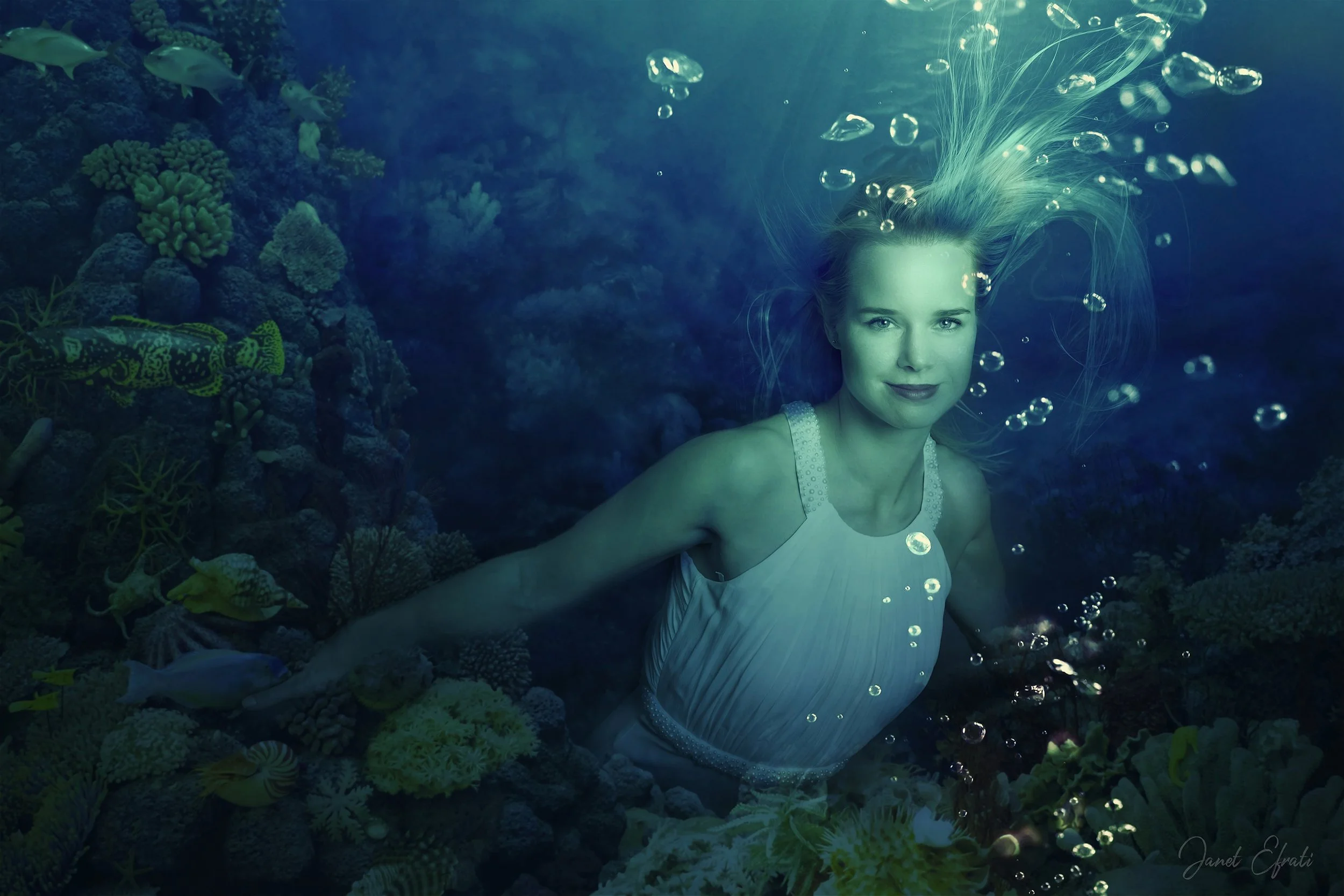 underwater-leni.jpg