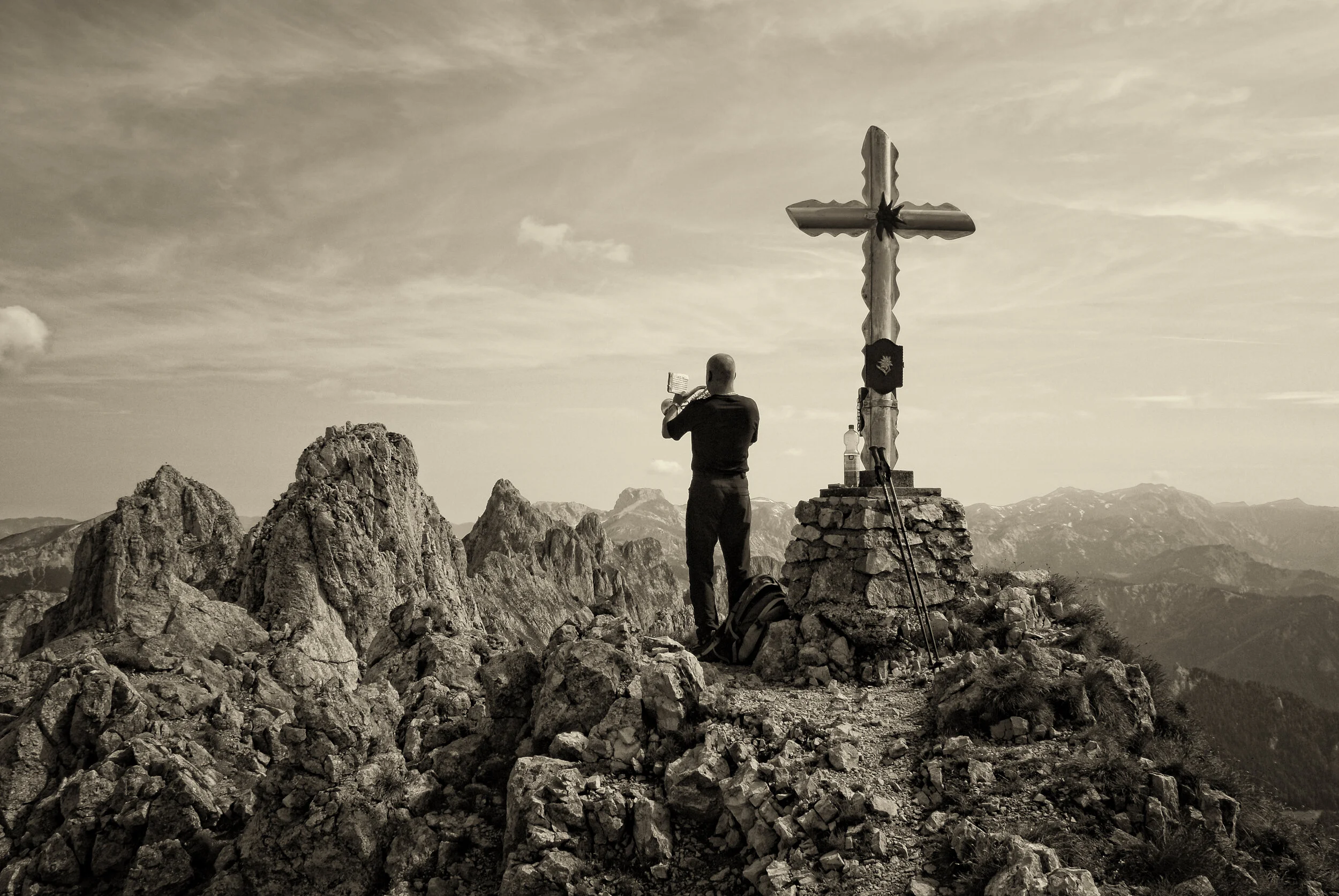 Glaubst es ? Da ist schon wer...