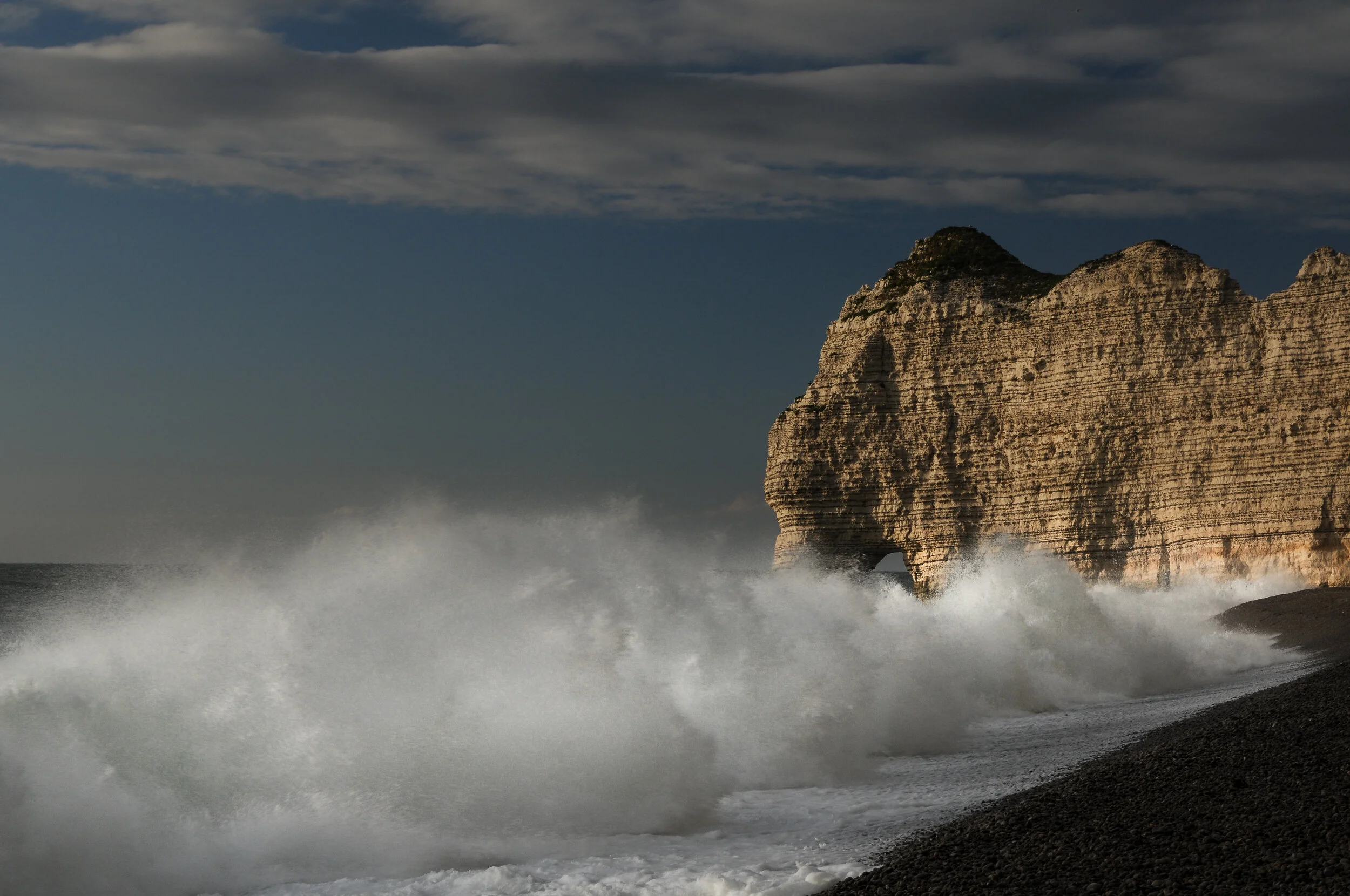 Die Brandungswelle - Etretat, Normandie
