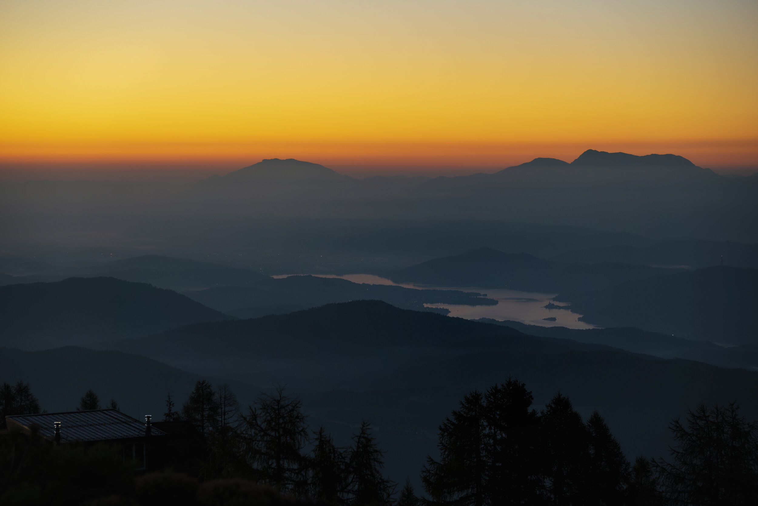 Im ersten Licht: Die Petzen, der Hochobir, Maria Wörth....