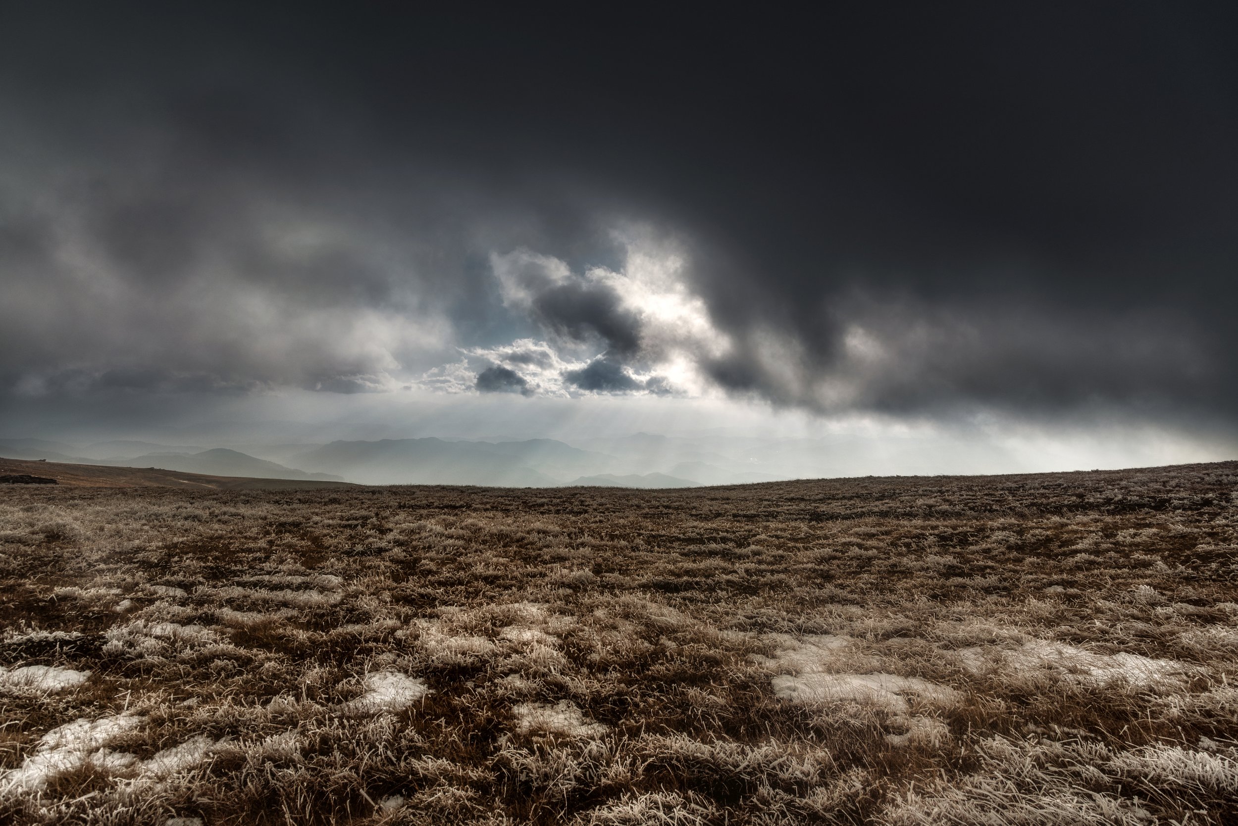 In die Täler schauen